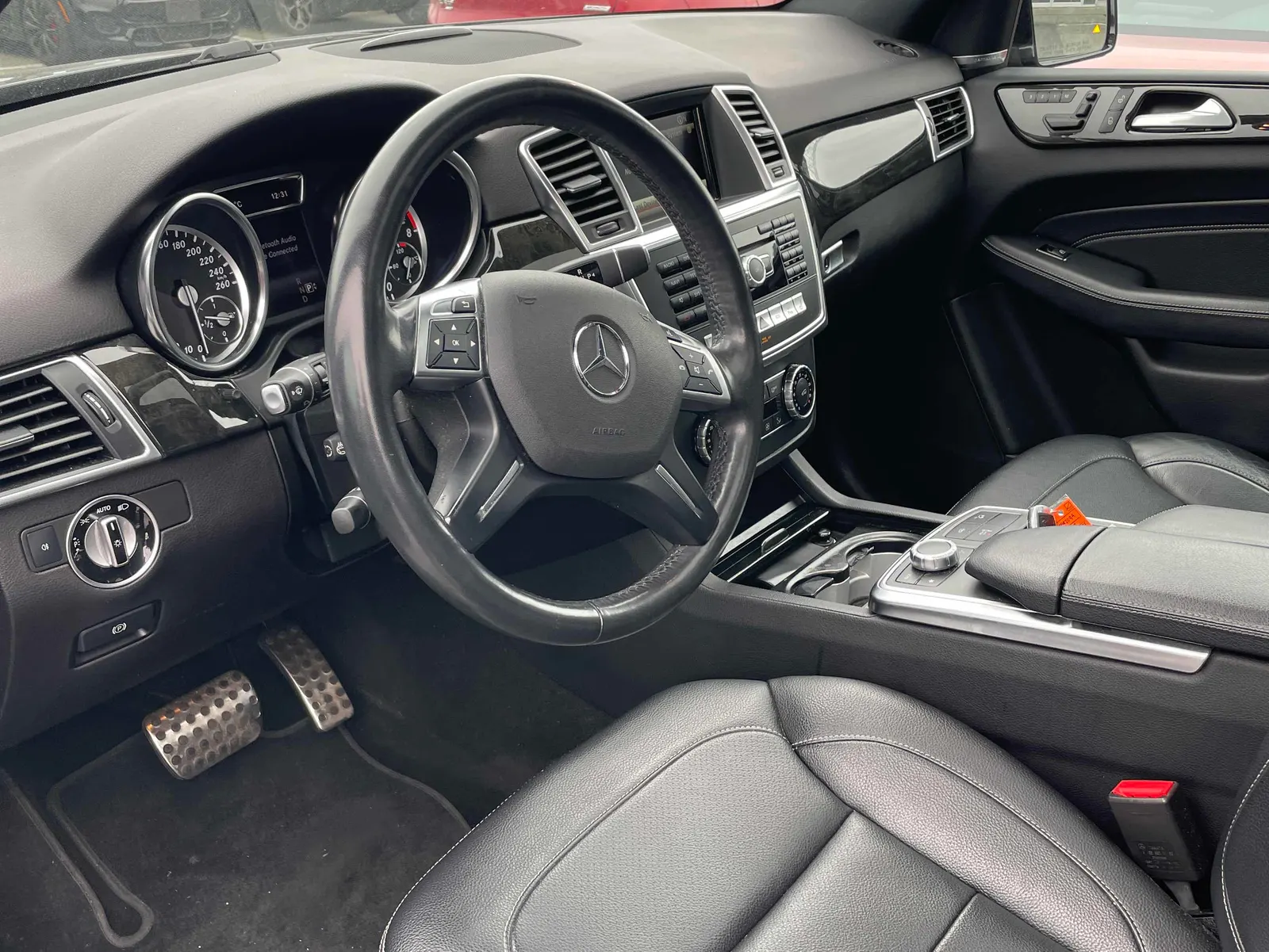 Interior driver side