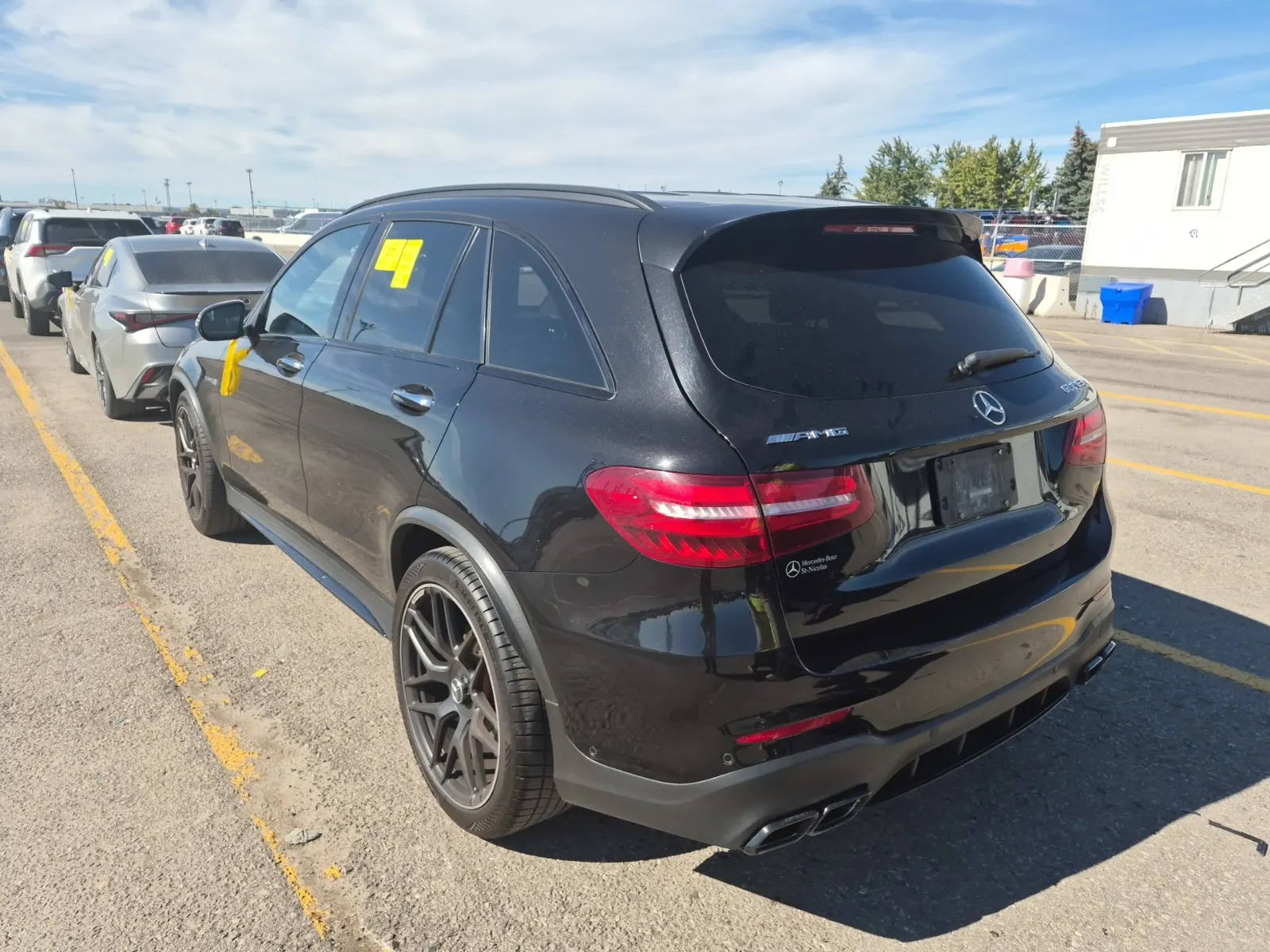 Driver Rear 3/4 Photo