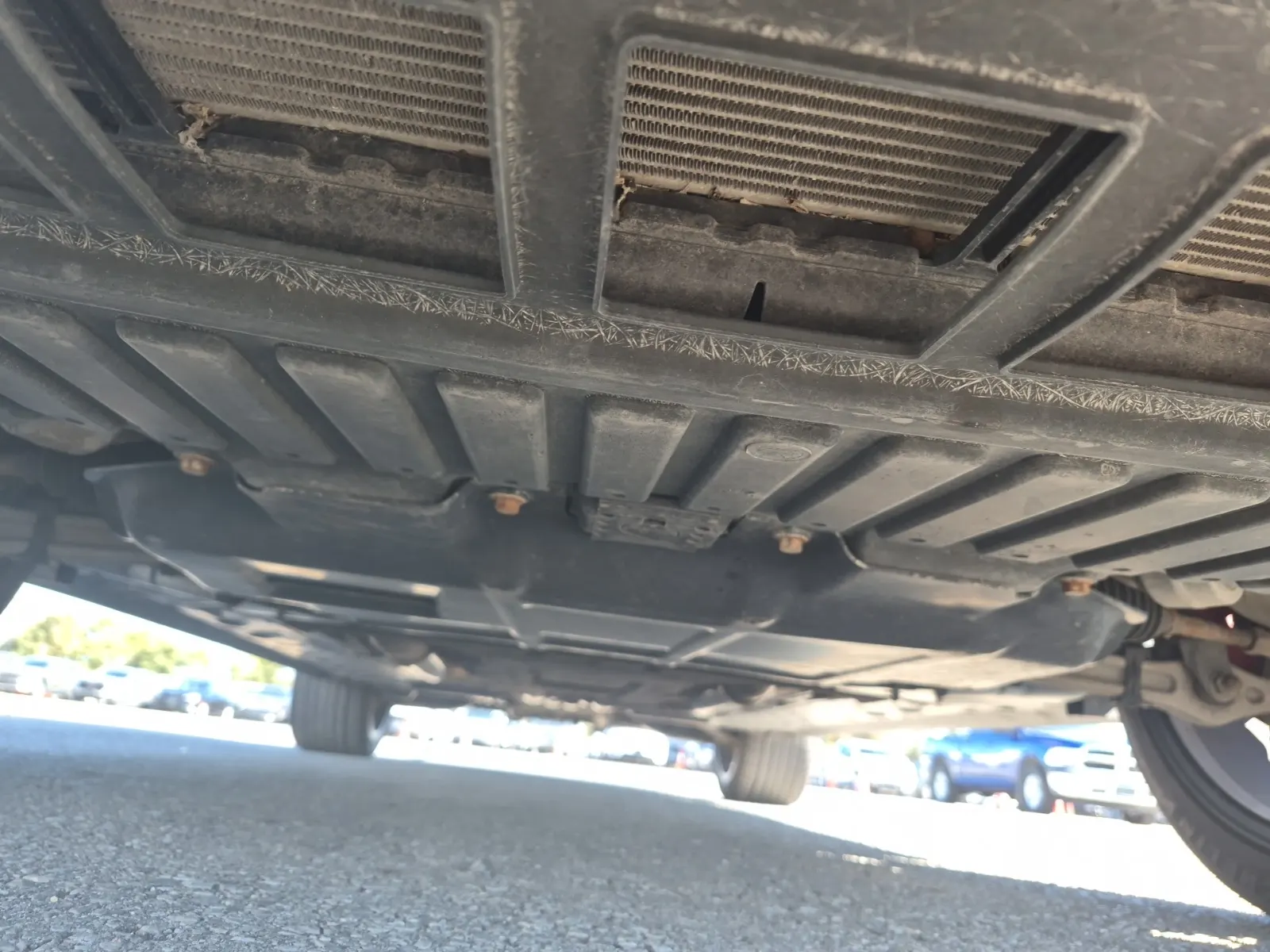 Undercarriage - Front Photo