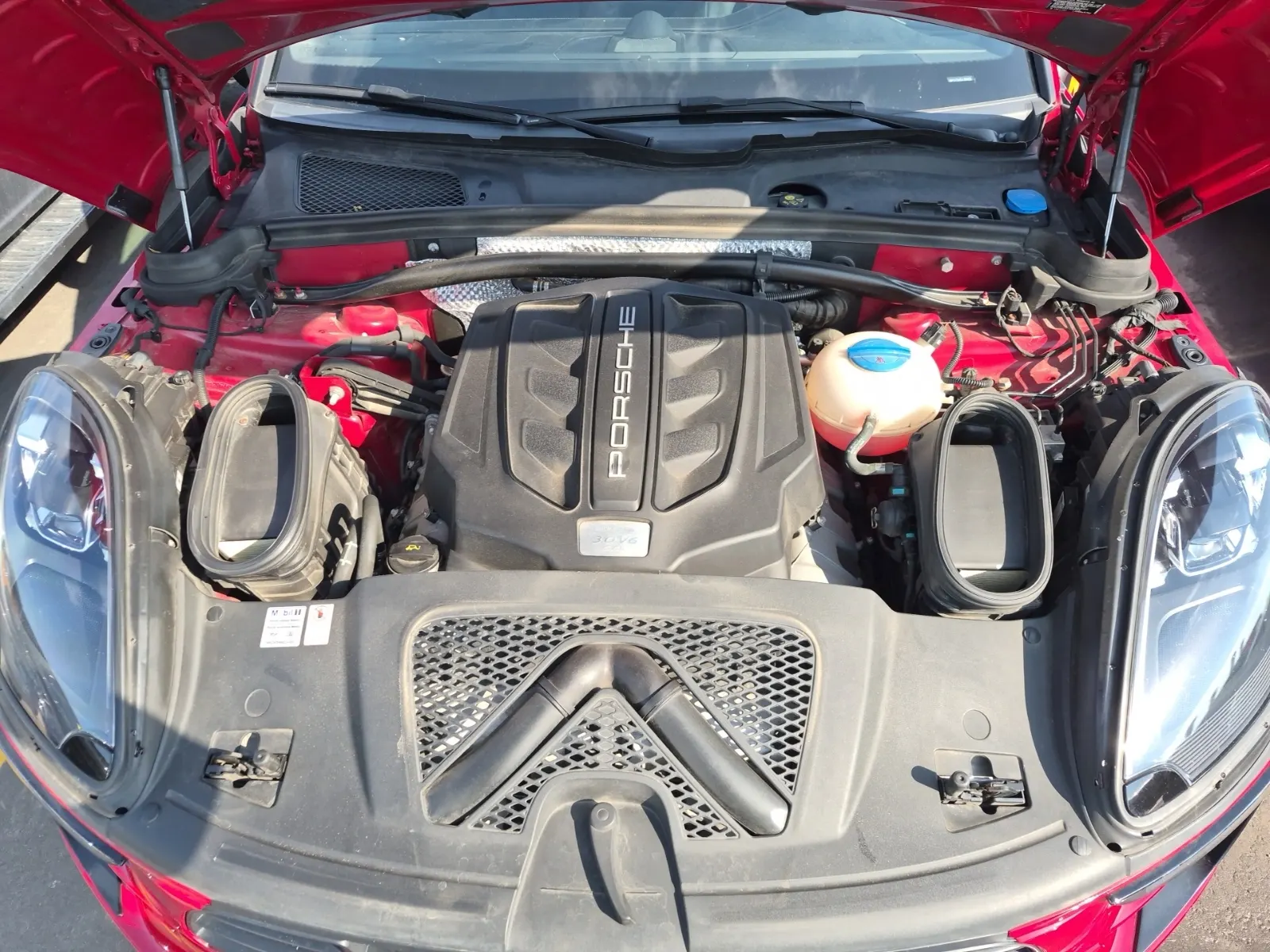 Engine Photo