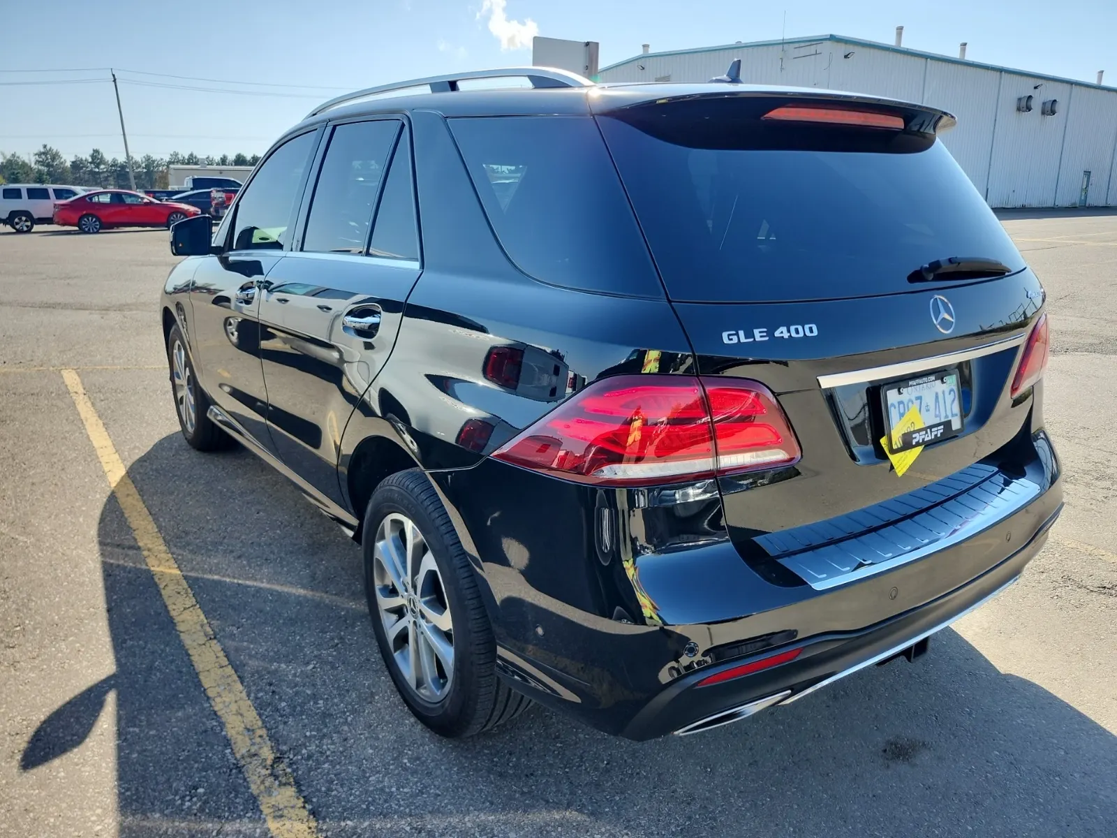Driver Rear 3/4 Photo