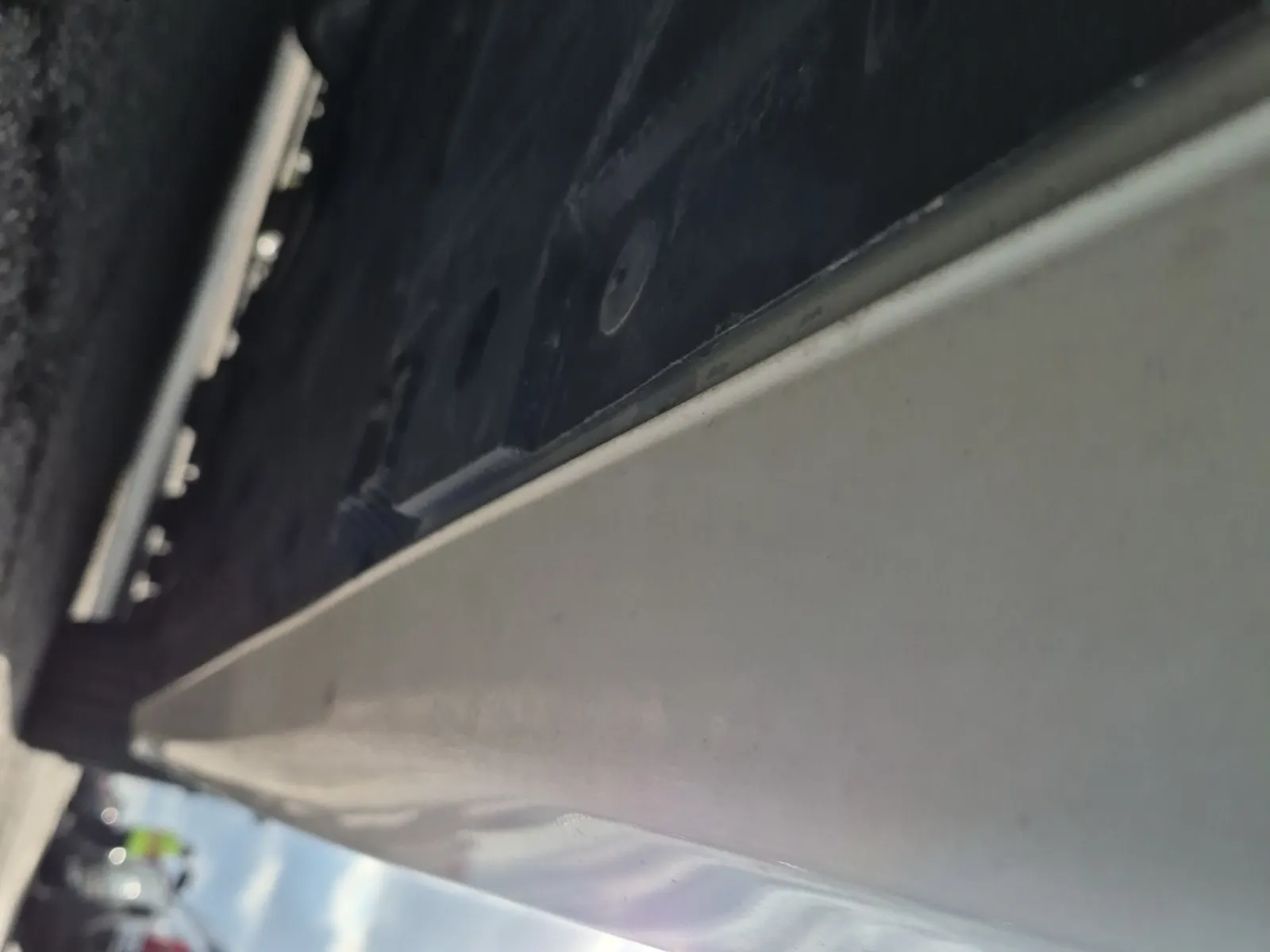 Undercarriage - Passenger Photo