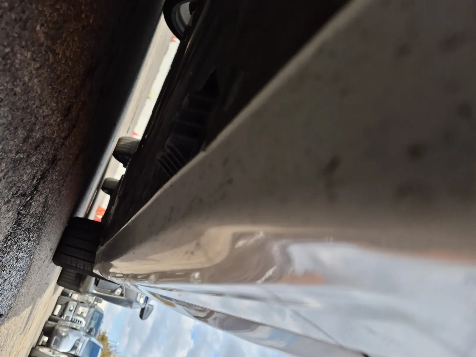 Undercarriage - Driver Photo