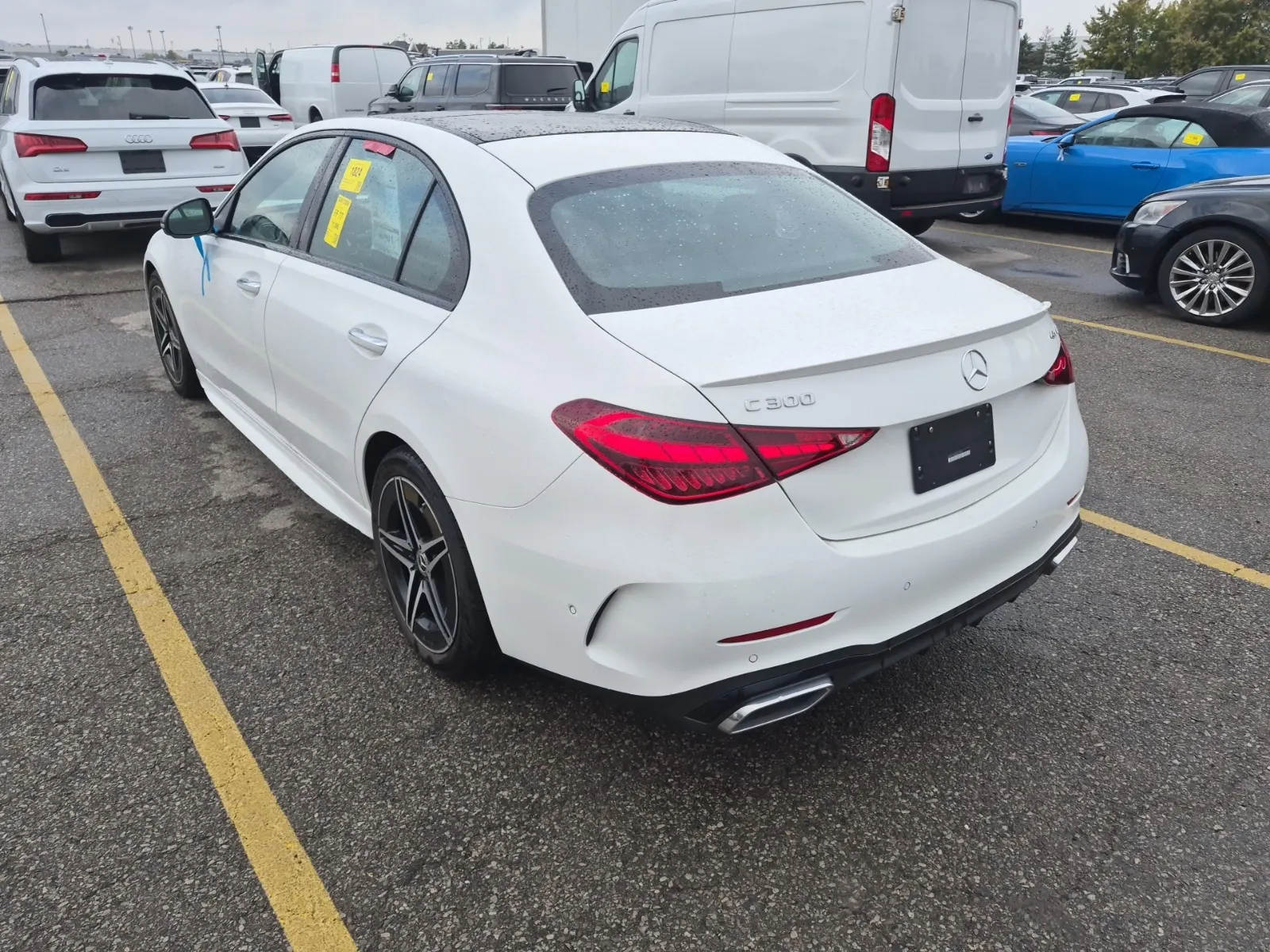 Driver Rear 3/4 Photo