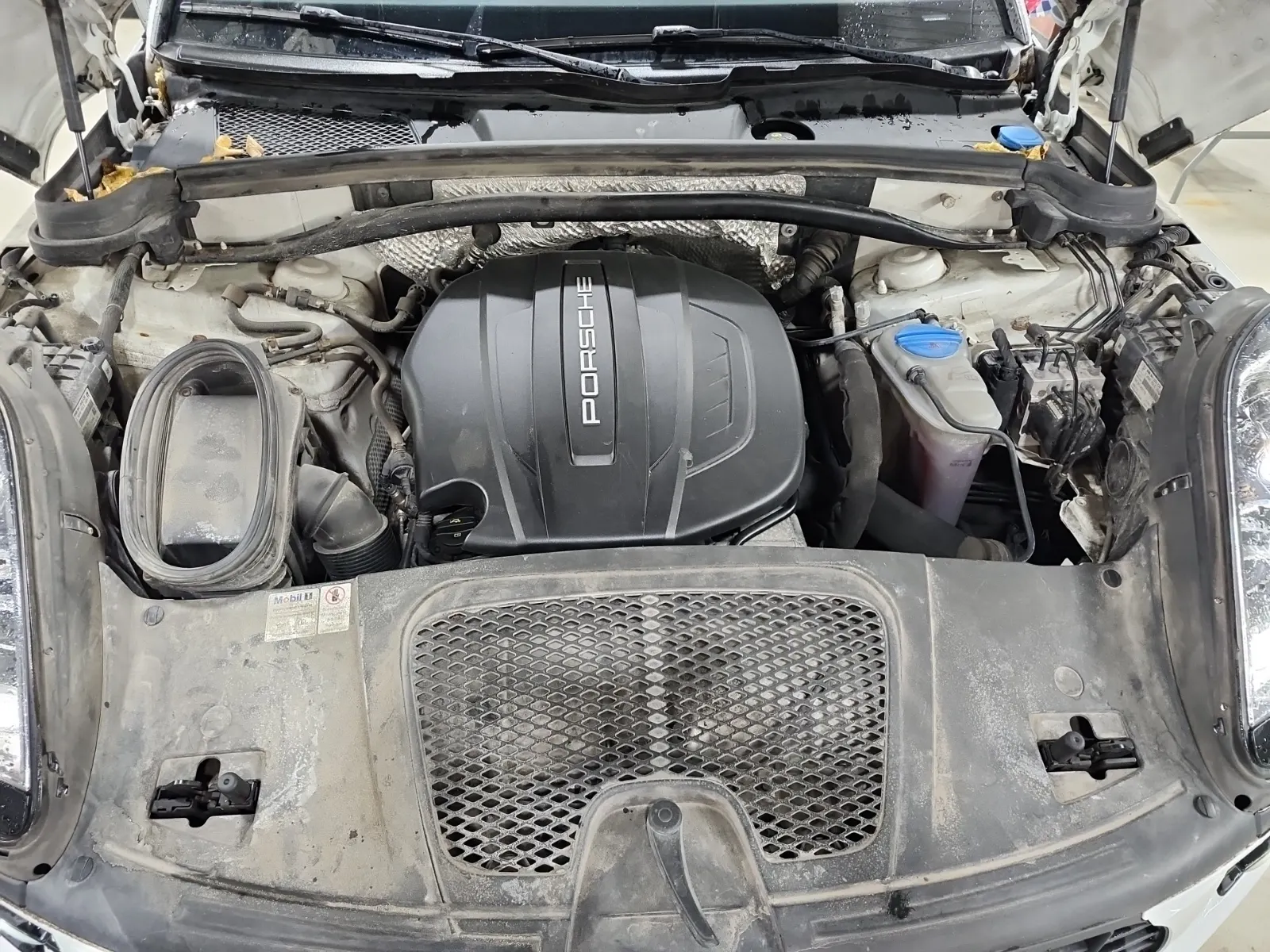 Engine Photo