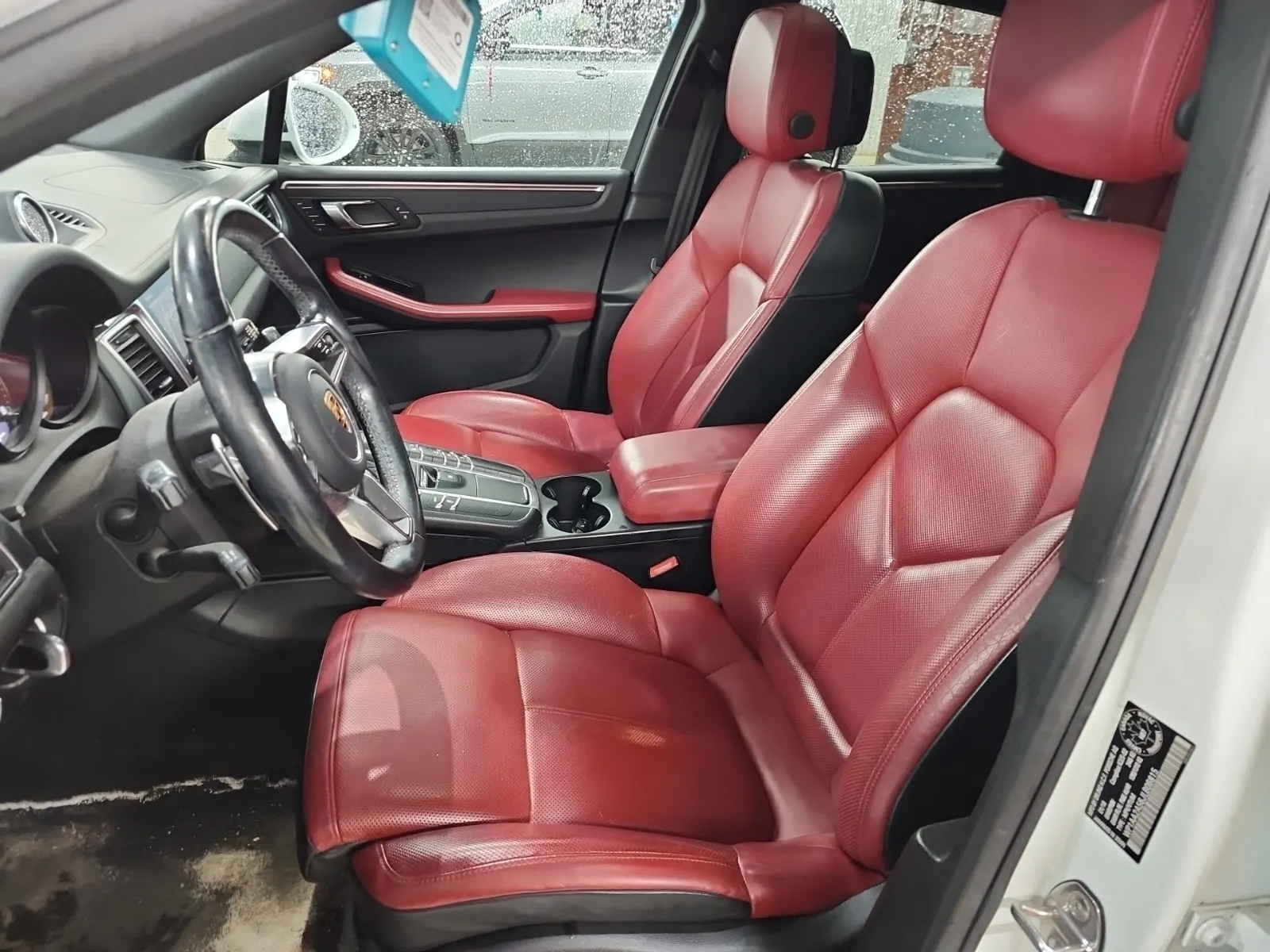 Front Interior Photo