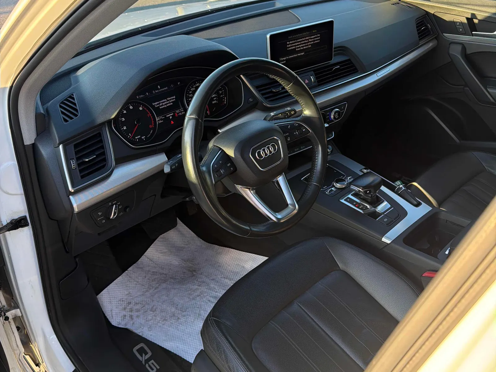 Interior driver side