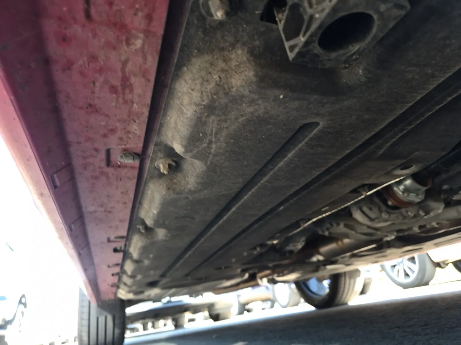 Undercarriage - Passenger Photo