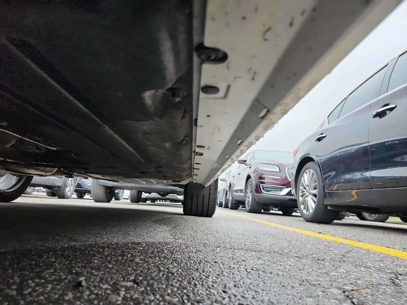 Undercarriage - Driver Photo