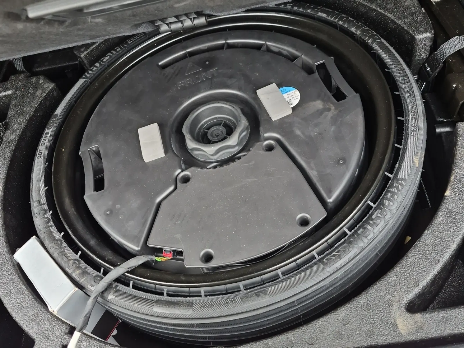 Spare Tire & Wheel Photo