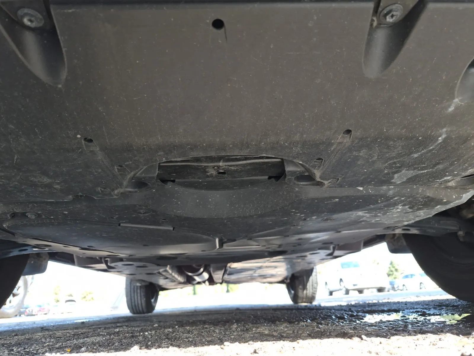 Undercarriage - Front Photo