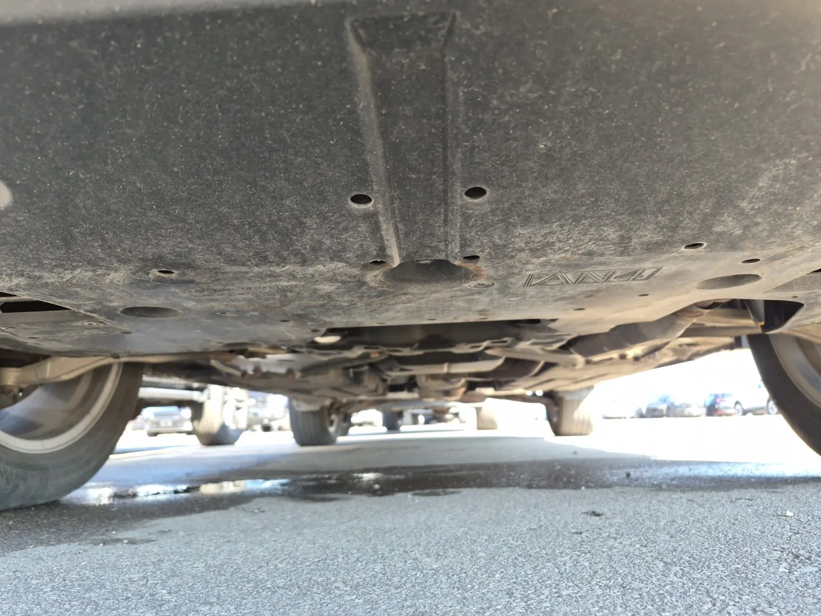 Undercarriage - Front Photo