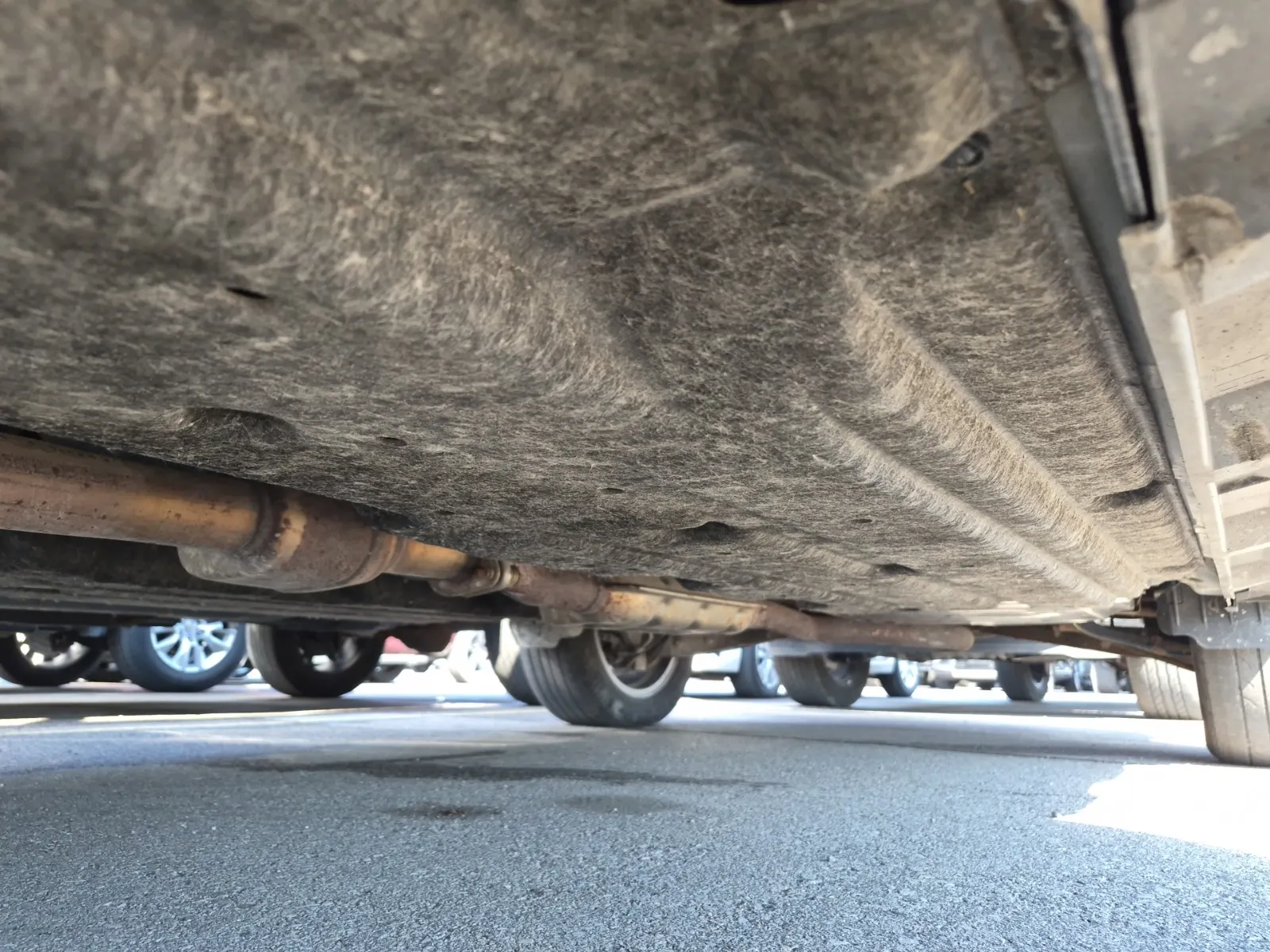 Undercarriage - Driver Photo