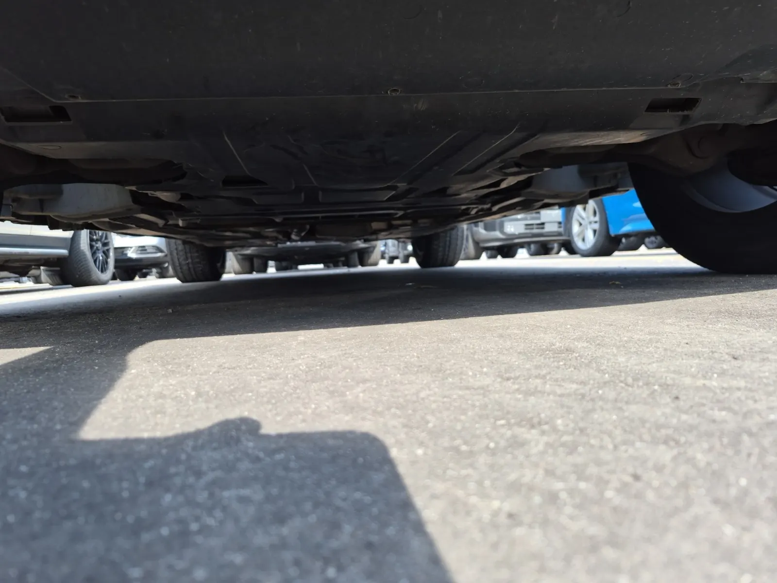 Undercarriage - Front Photo