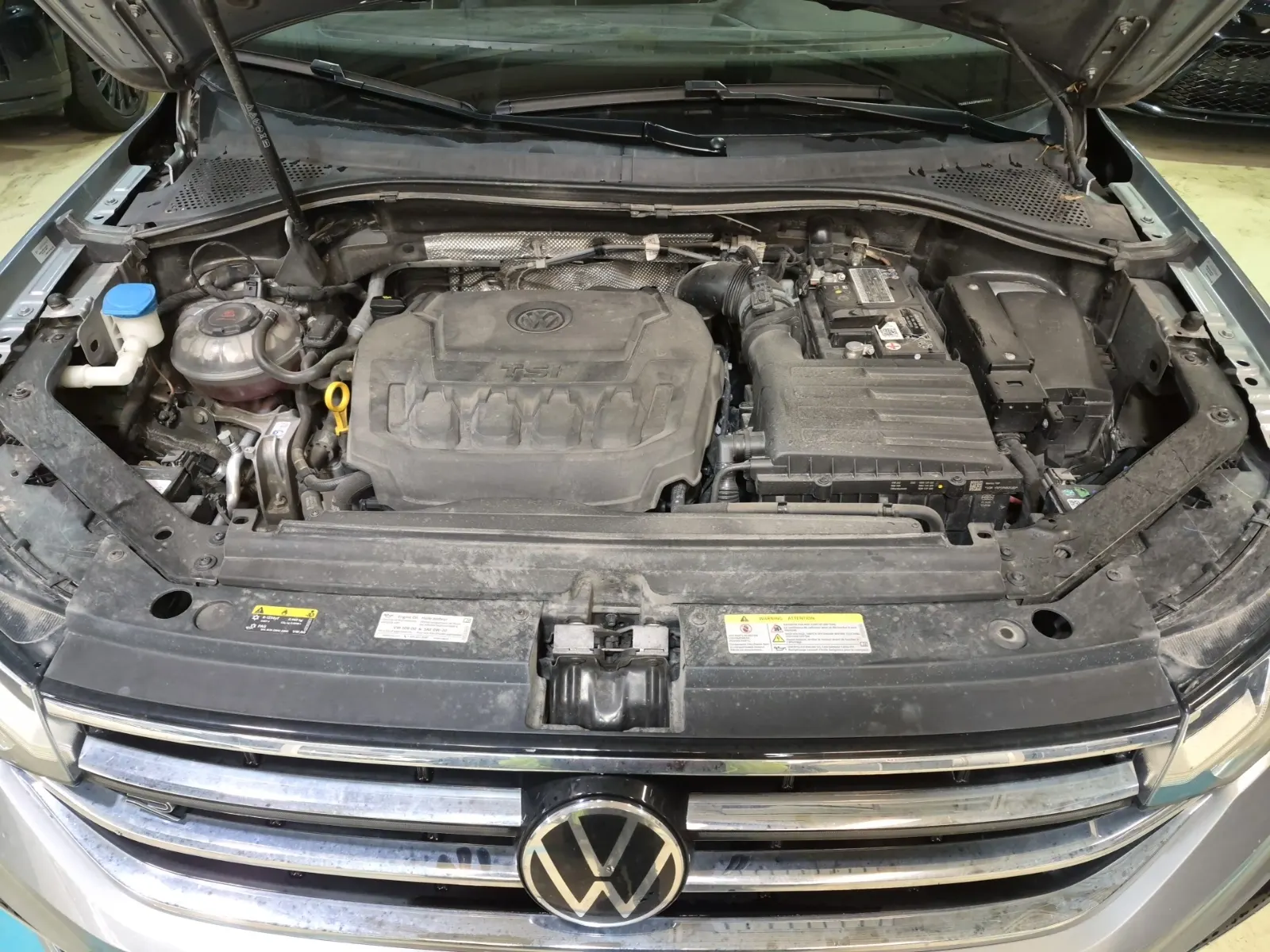 Engine Photo