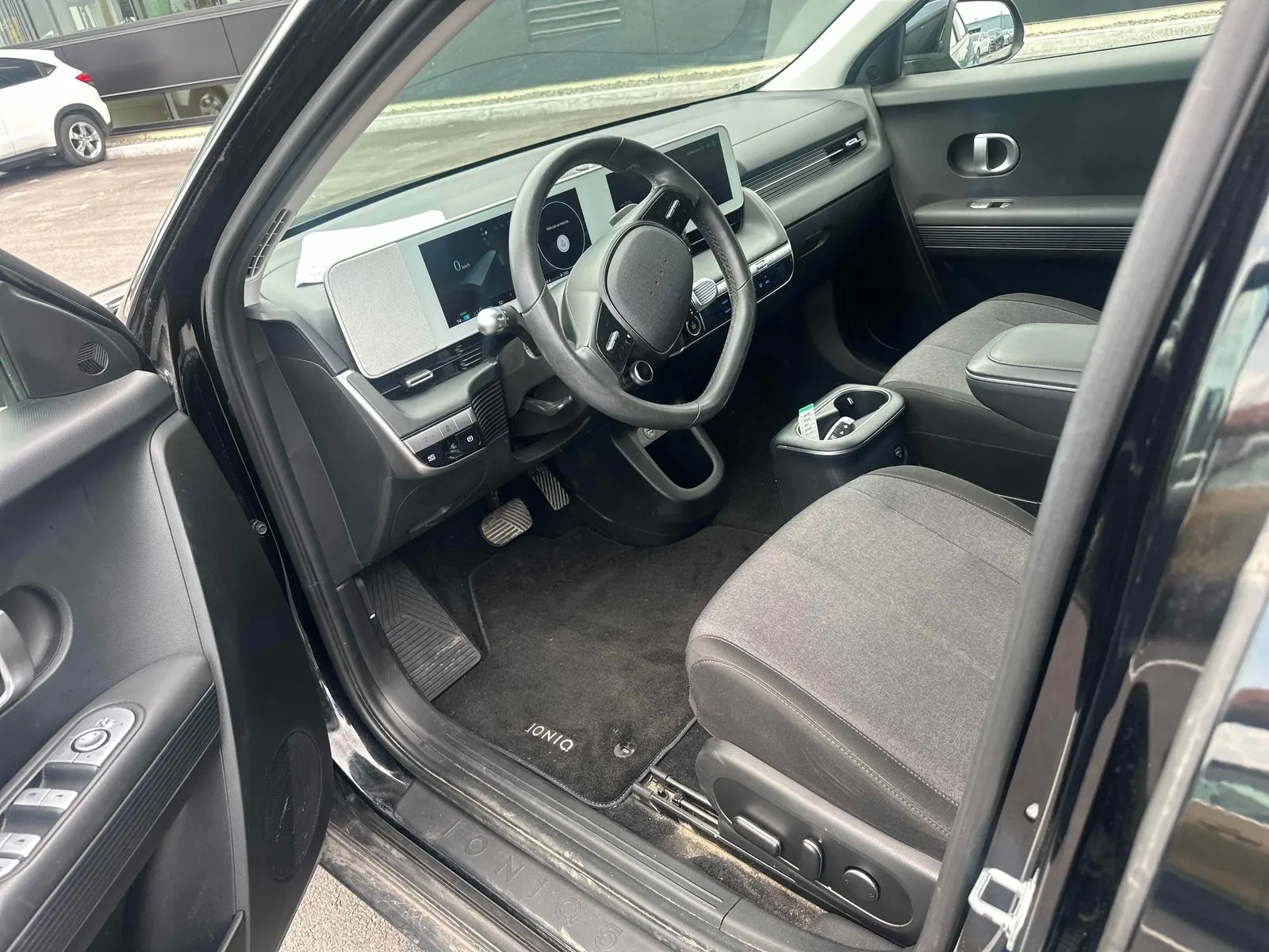 Interior driver side