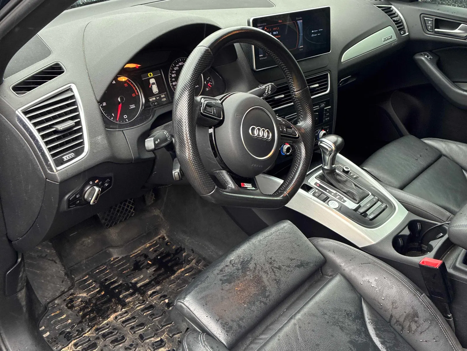 Interior driver side