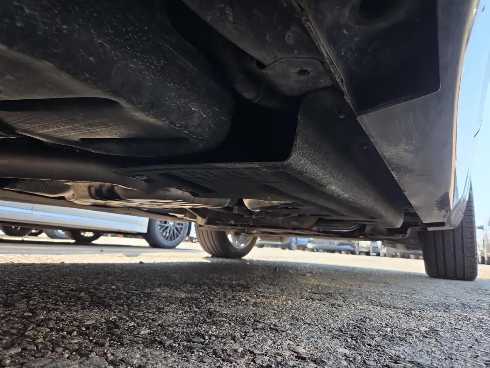 Undercarriage - Passenger Photo