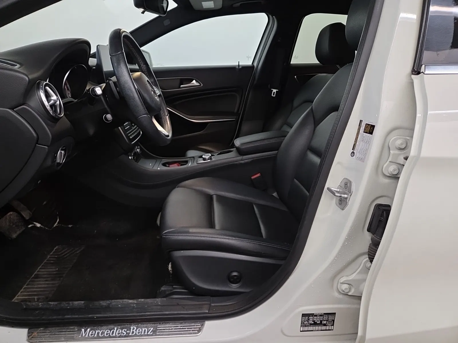 Front Interior Photo