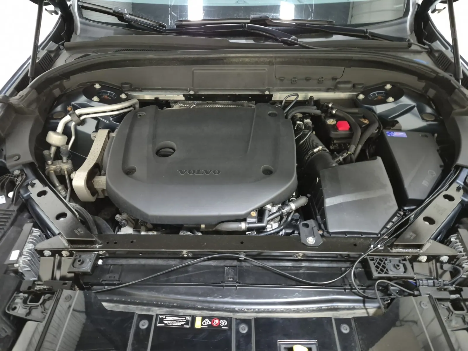 Engine Photo