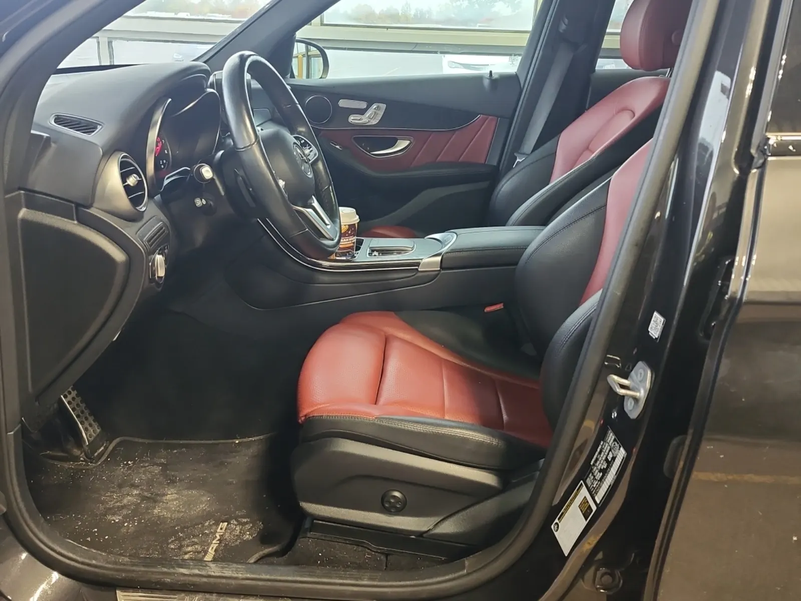 Front Interior Photo