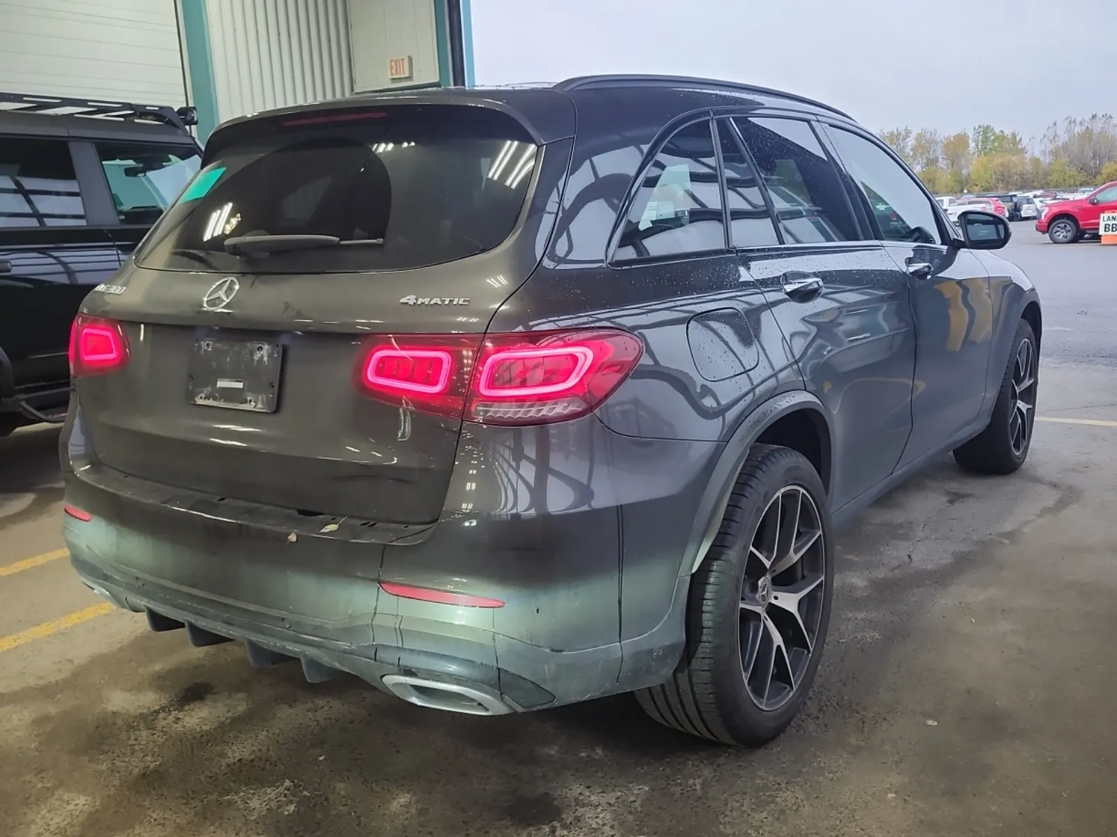 Passenger Rear 3/4 Photo