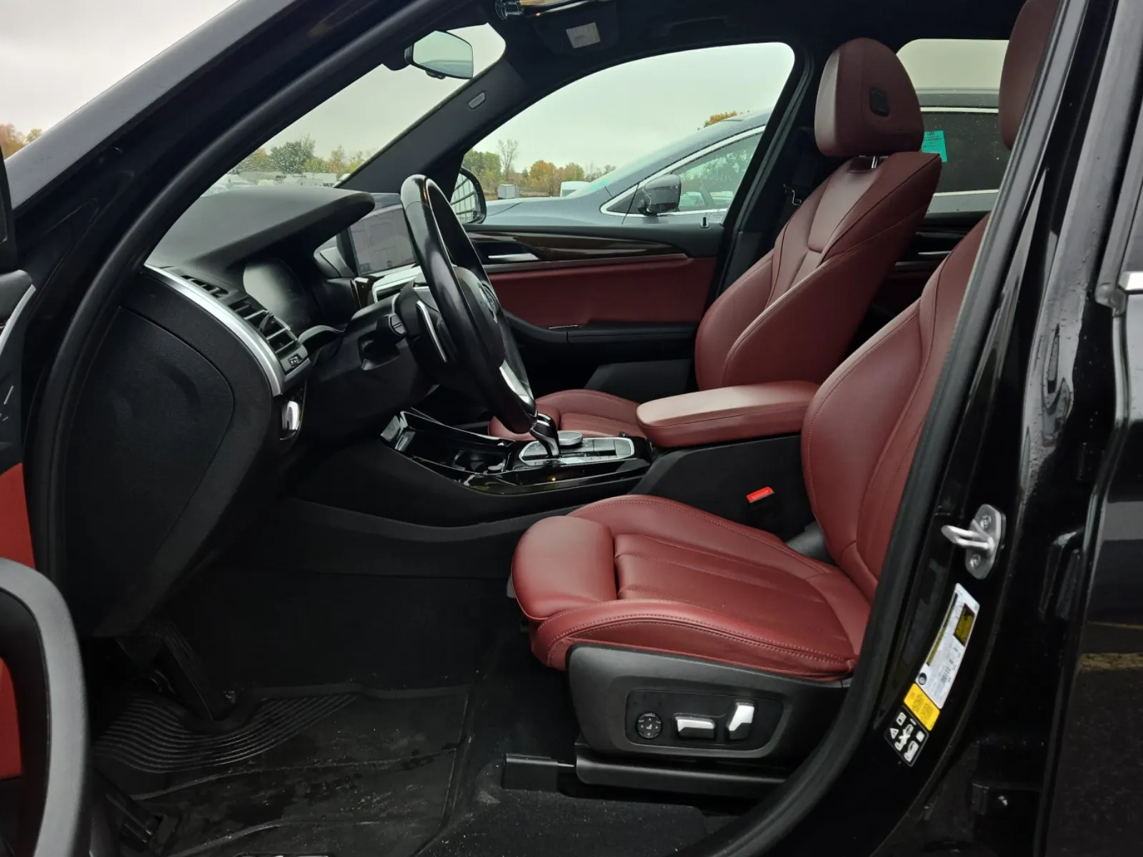 Front Interior Photo
