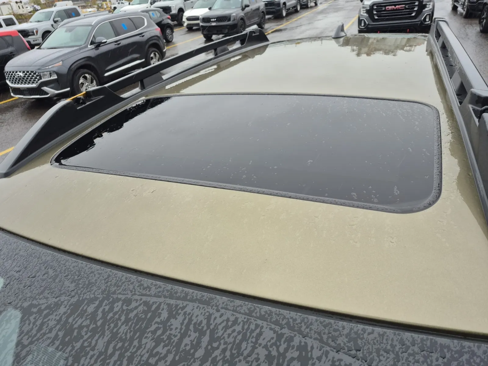 Exterior Roof Photo