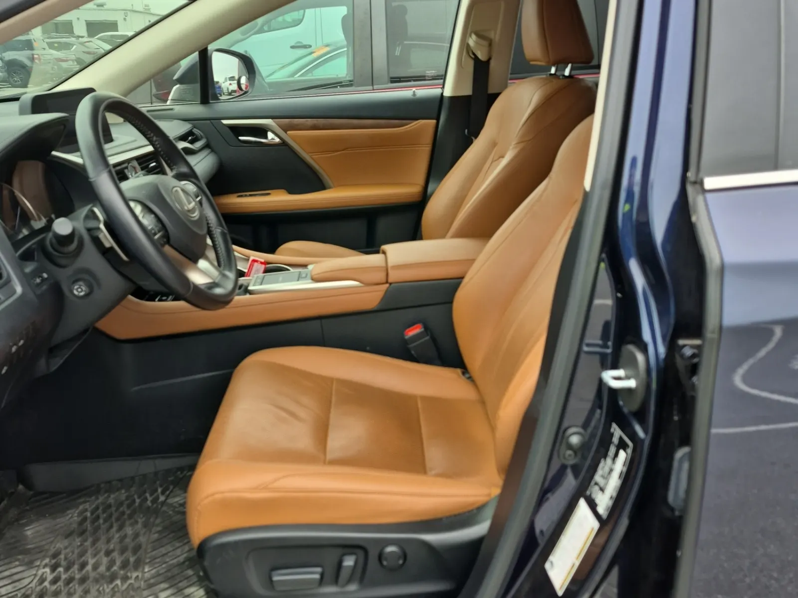 Front Interior Photo