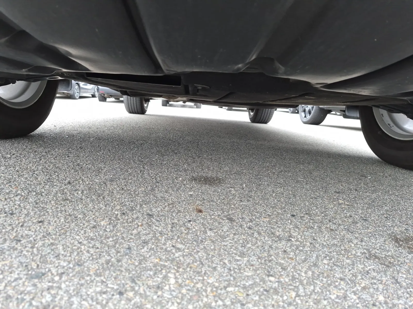Undercarriage - Front Photo