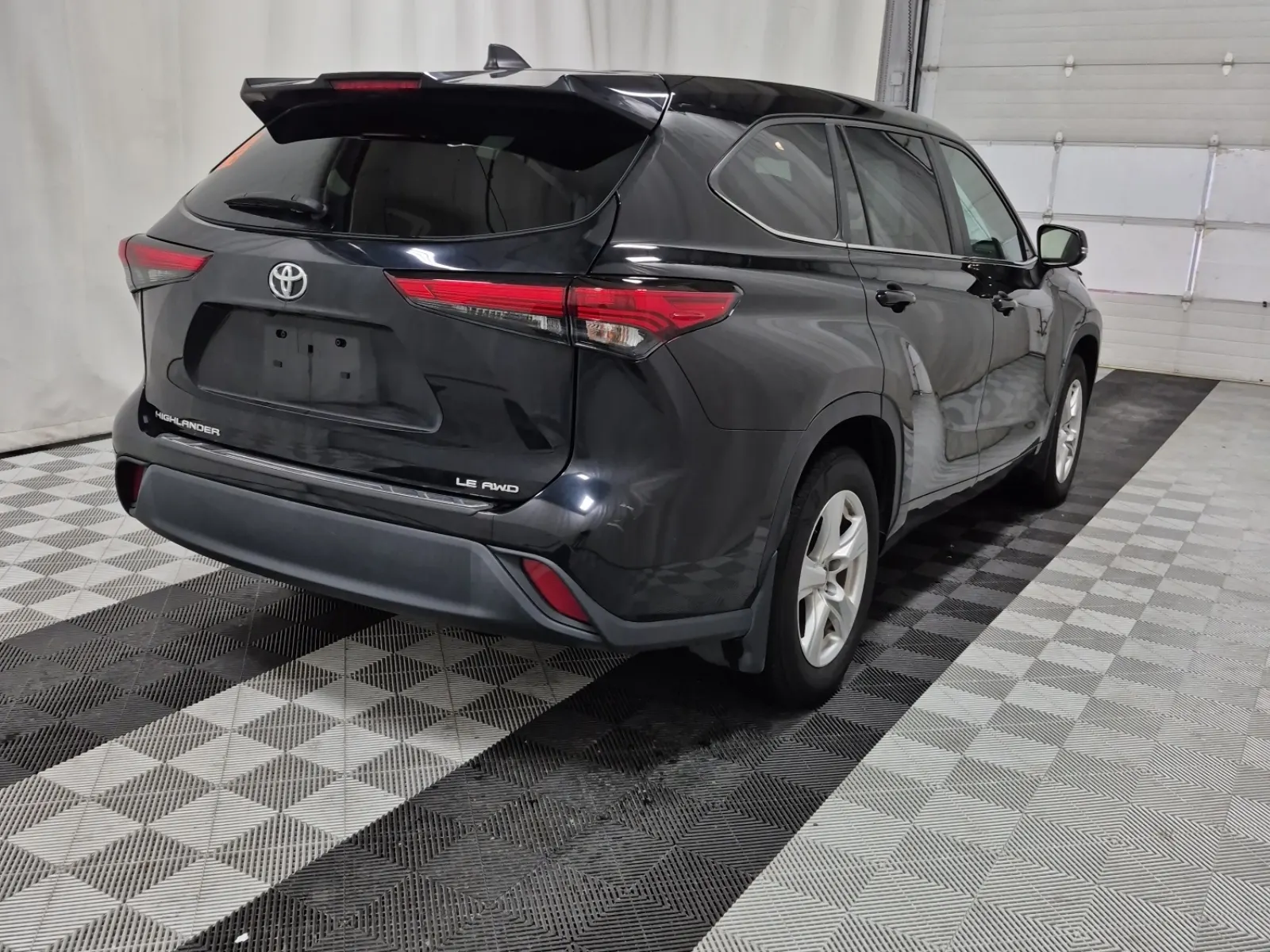 Passenger Rear 3/4 Photo