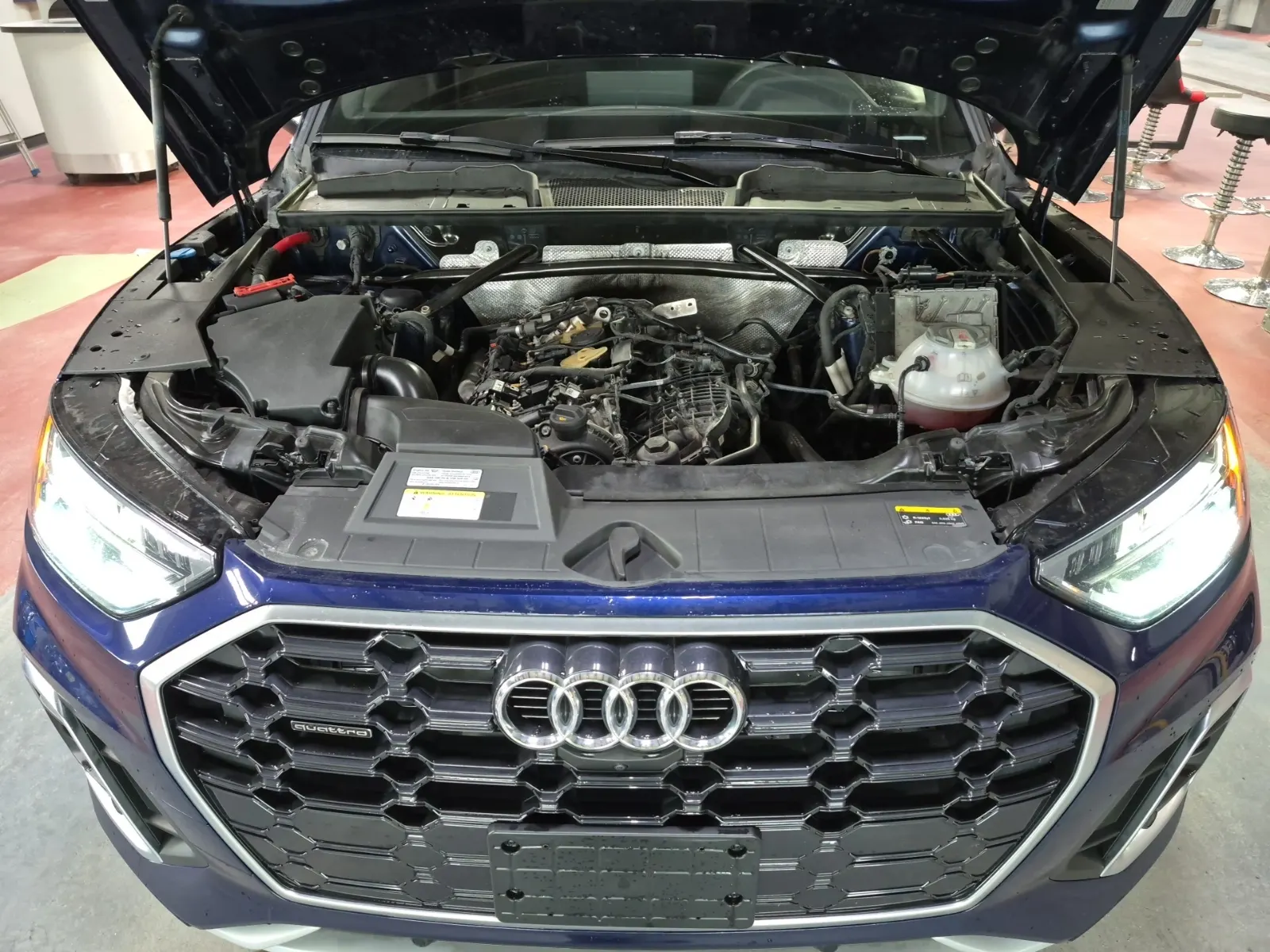 Engine Photo