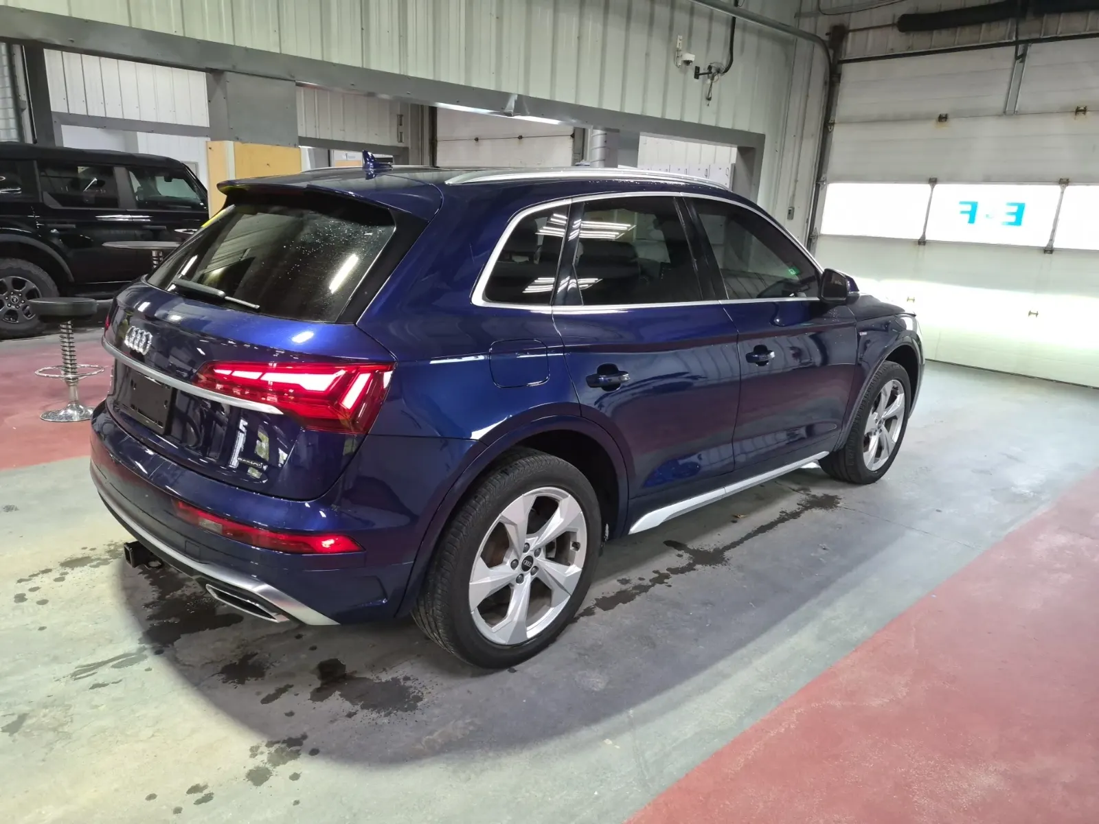 Passenger Rear 3/4 Photo
