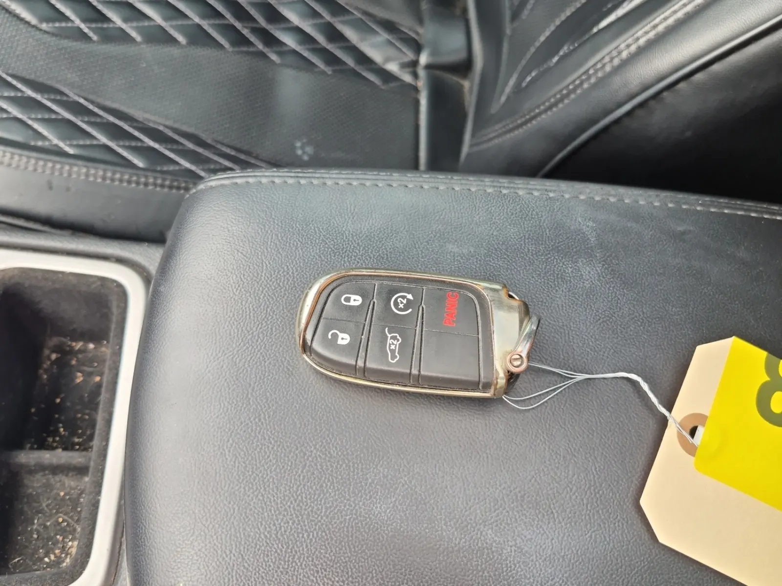 Keys/Fobs/Manual Photo