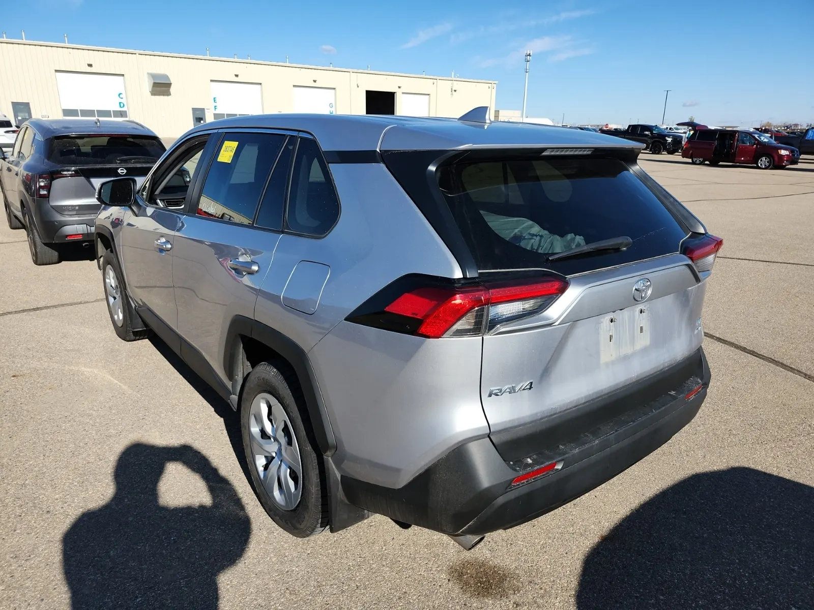 Driver Rear 3/4 Photo