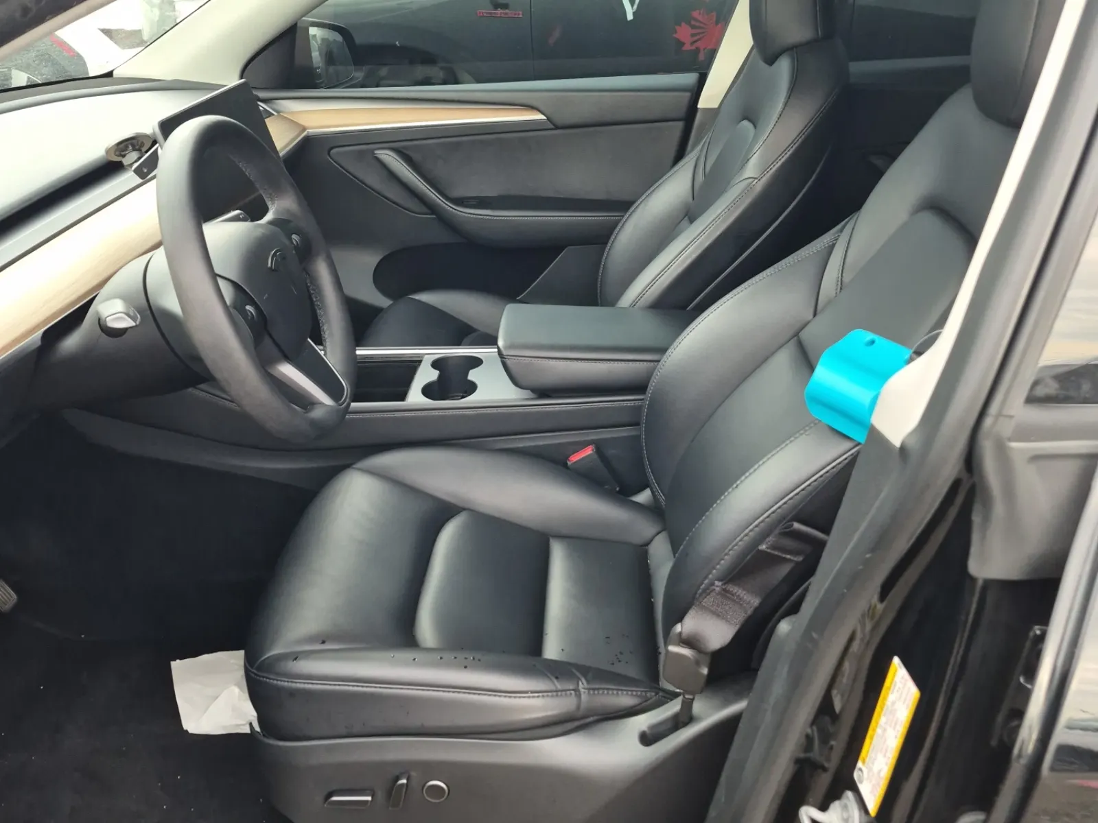 Front Interior Photo