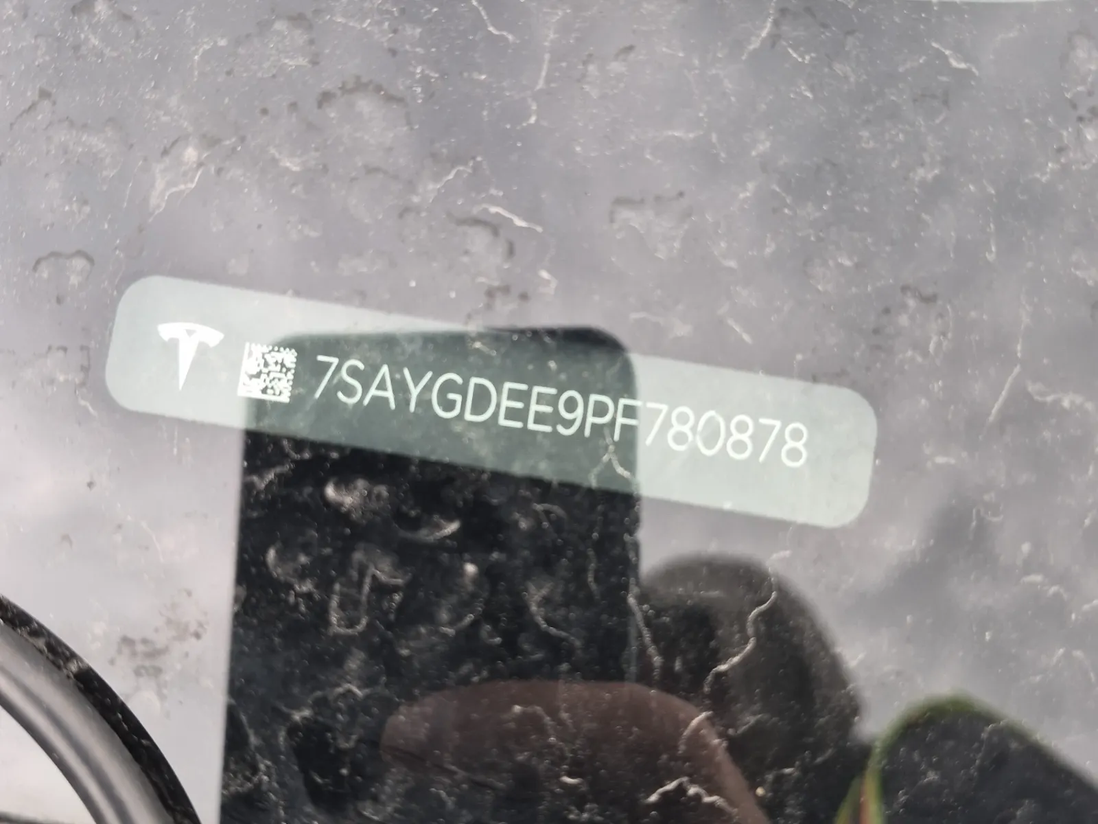 Dash VIN Plate Photo