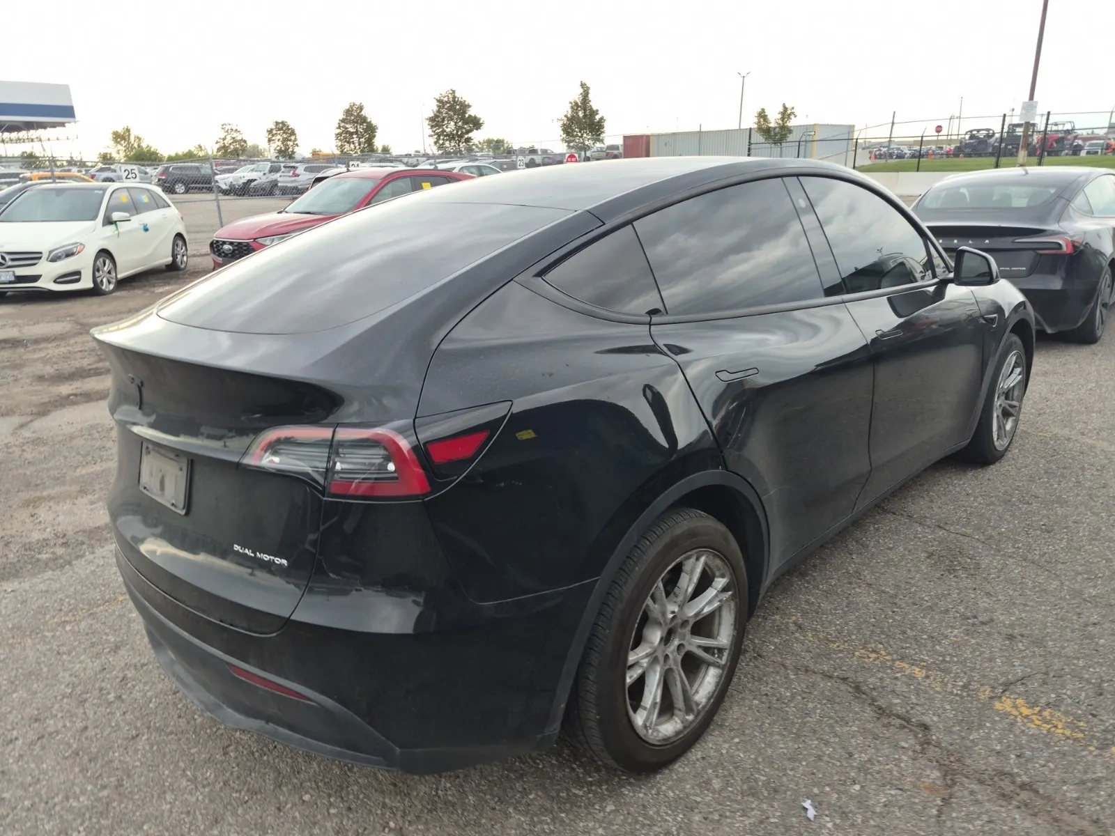 Passenger Rear 3/4 Photo