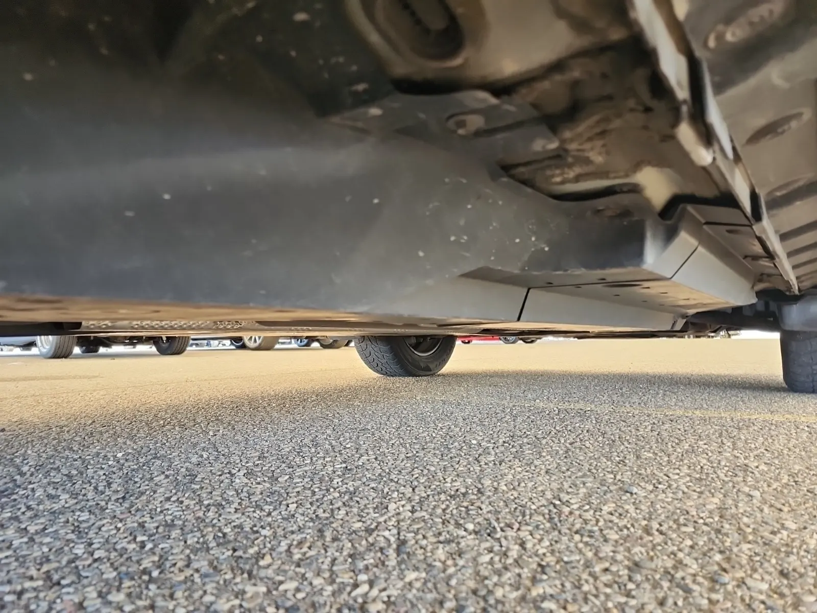 Undercarriage - Passenger Photo