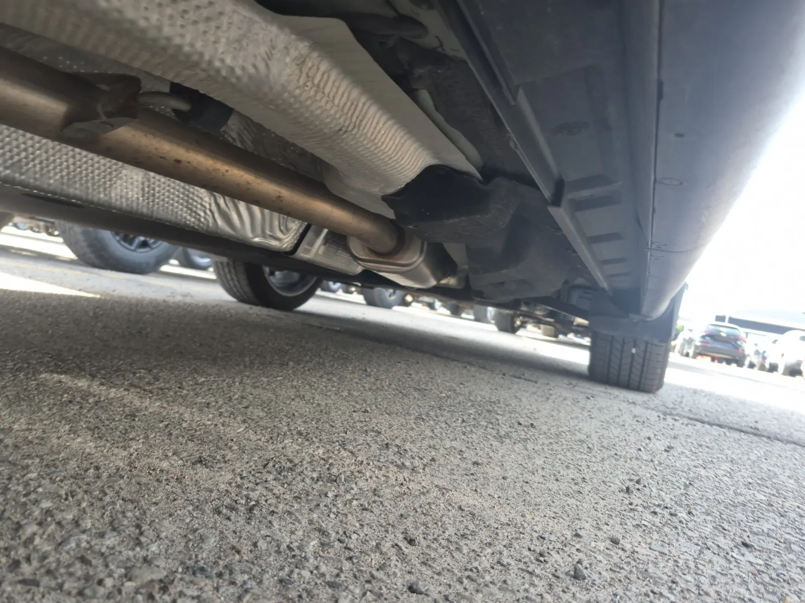 Undercarriage - Passenger Photo