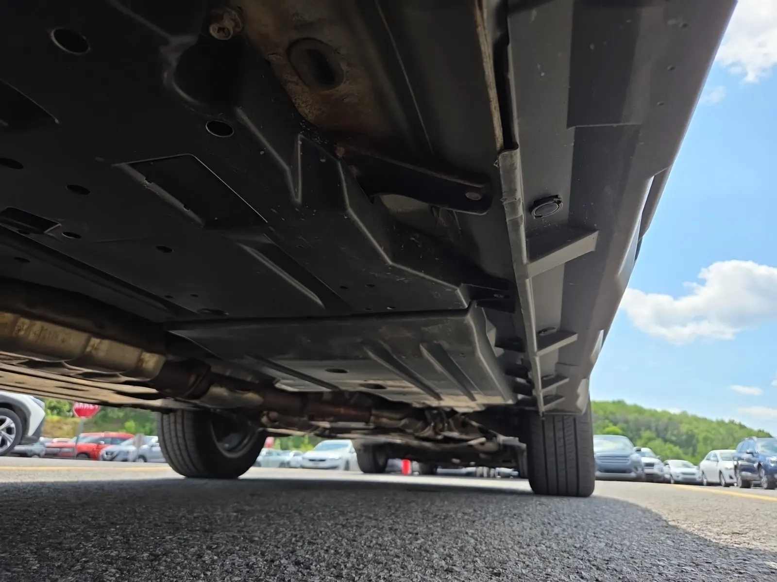 Undercarriage - Passenger Photo