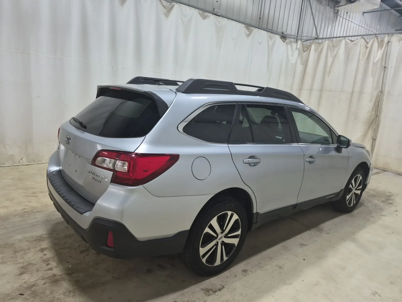 Passenger Rear 3/4 Photo