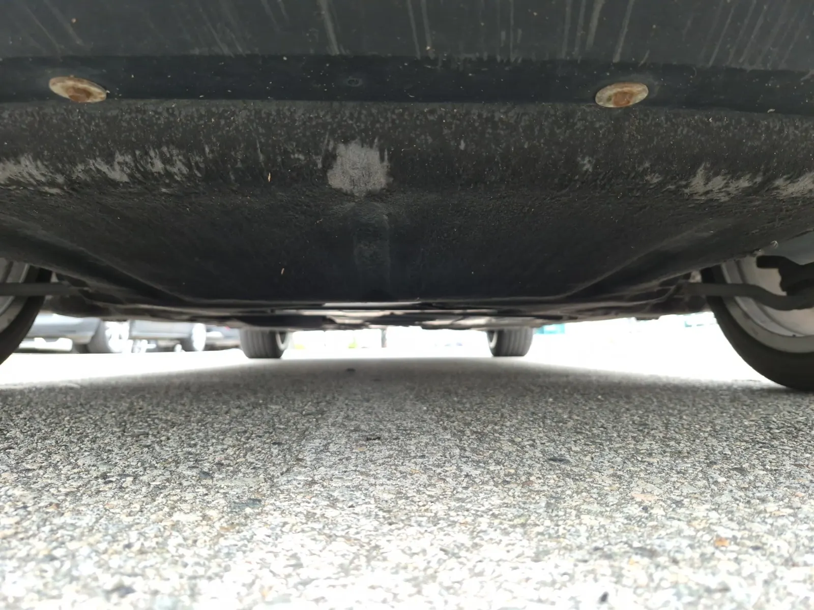 Undercarriage - Front Photo