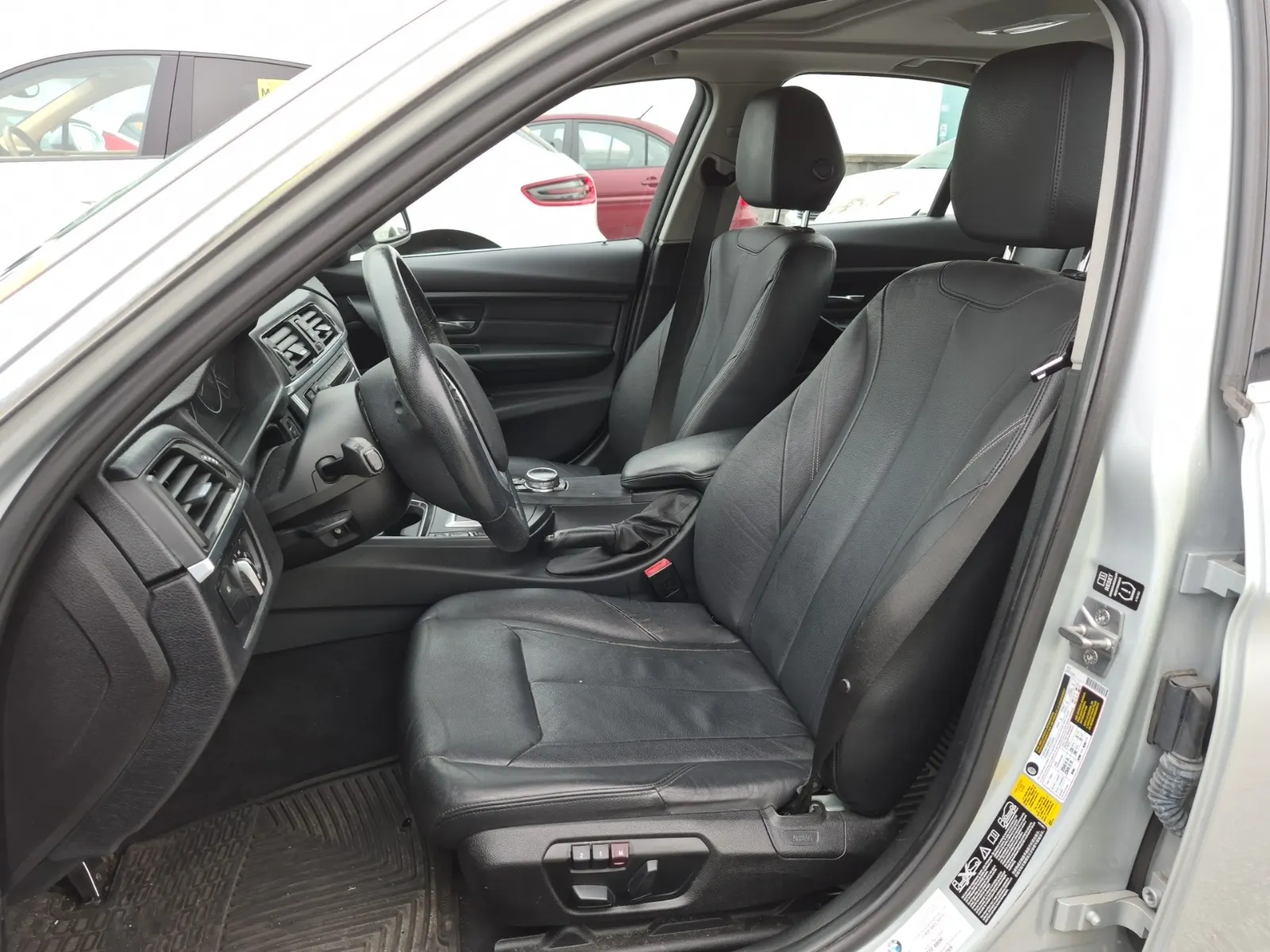 Front Interior Photo