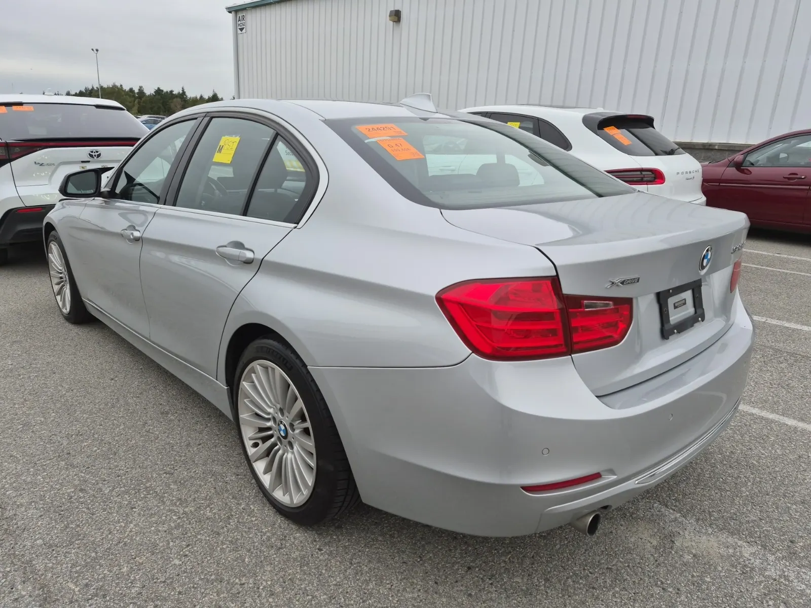 Driver Rear 3/4 Photo