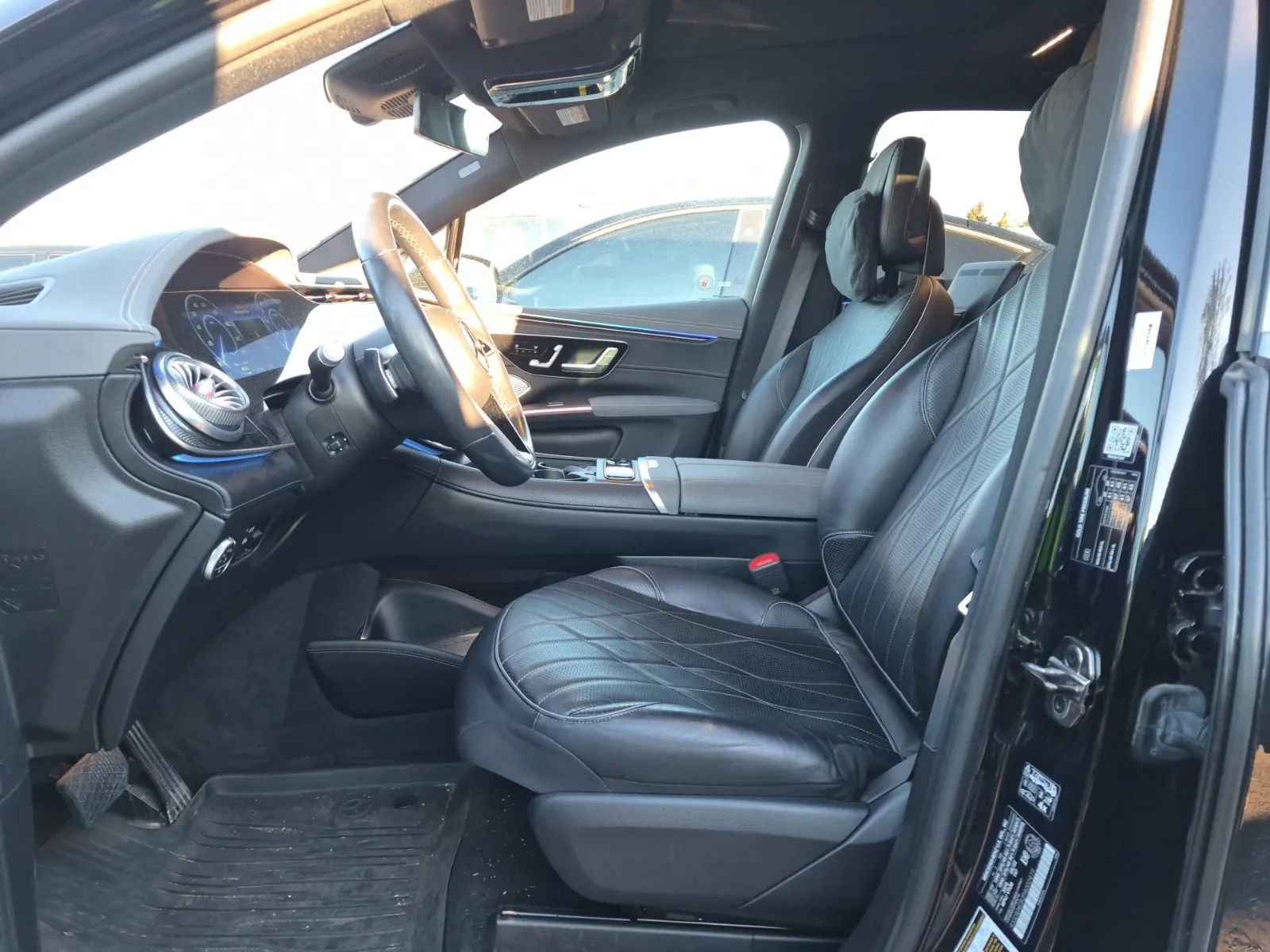 Front Interior Photo