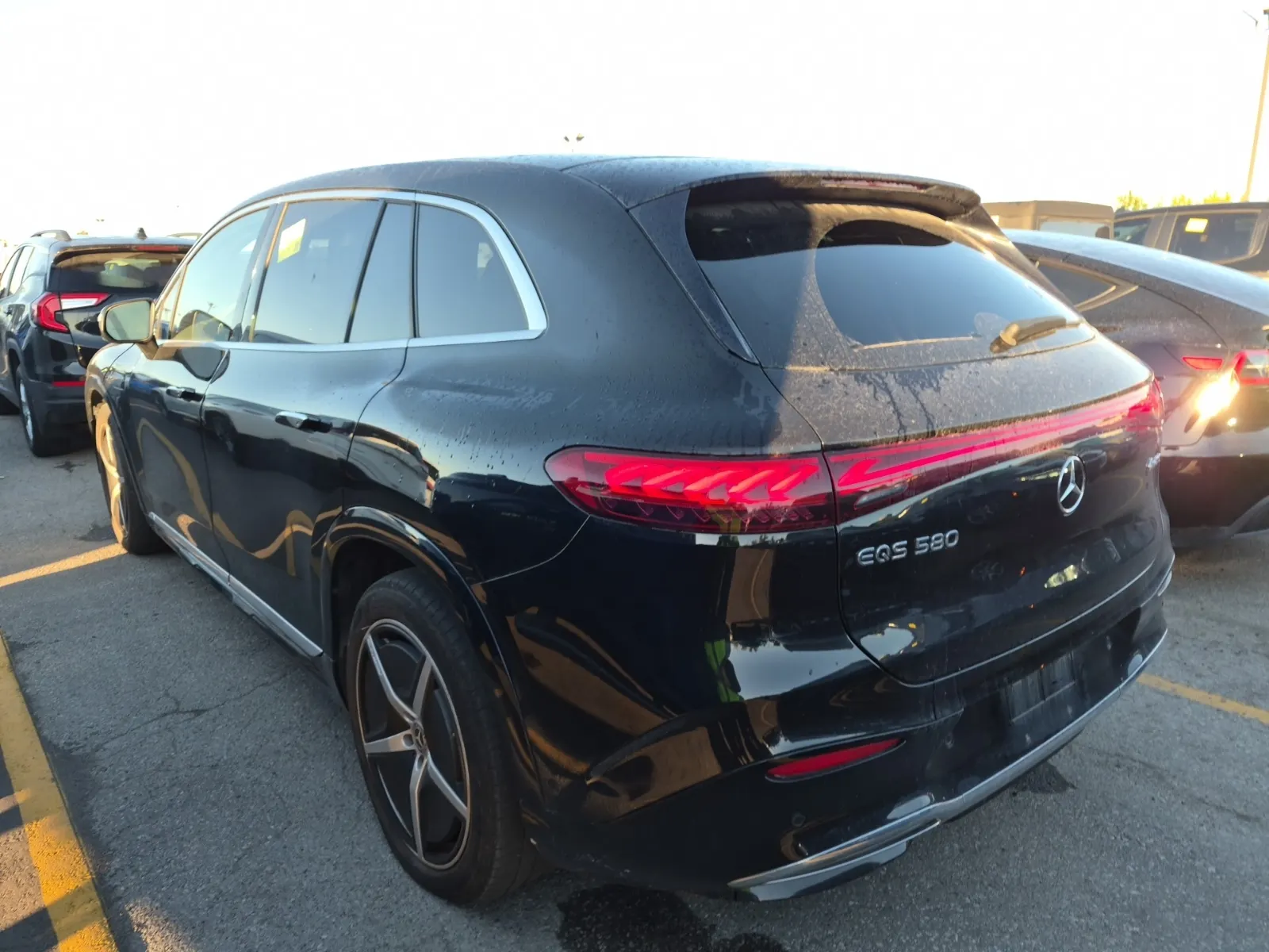 Driver Rear 3/4 Photo