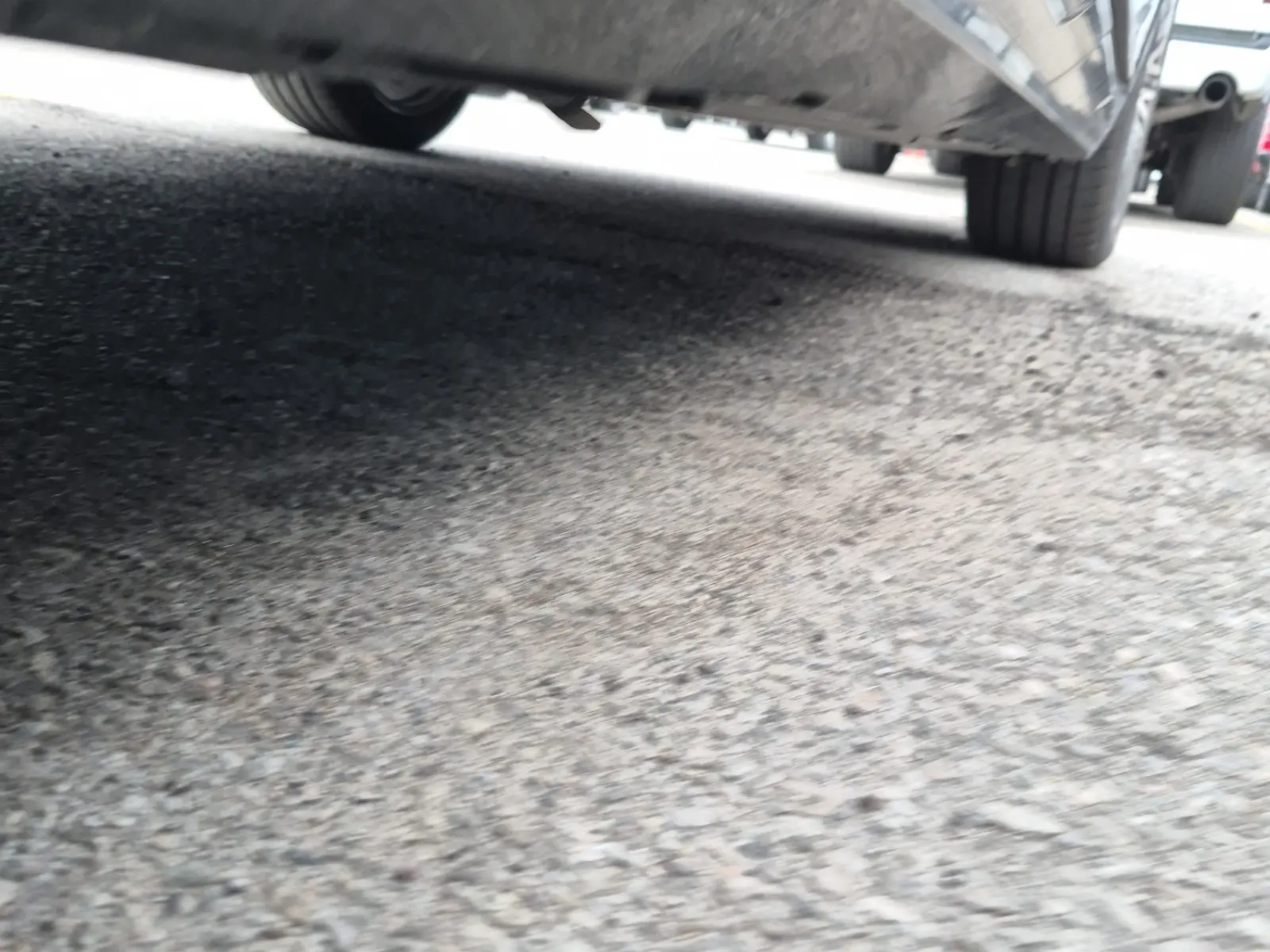Undercarriage - Passenger Photo