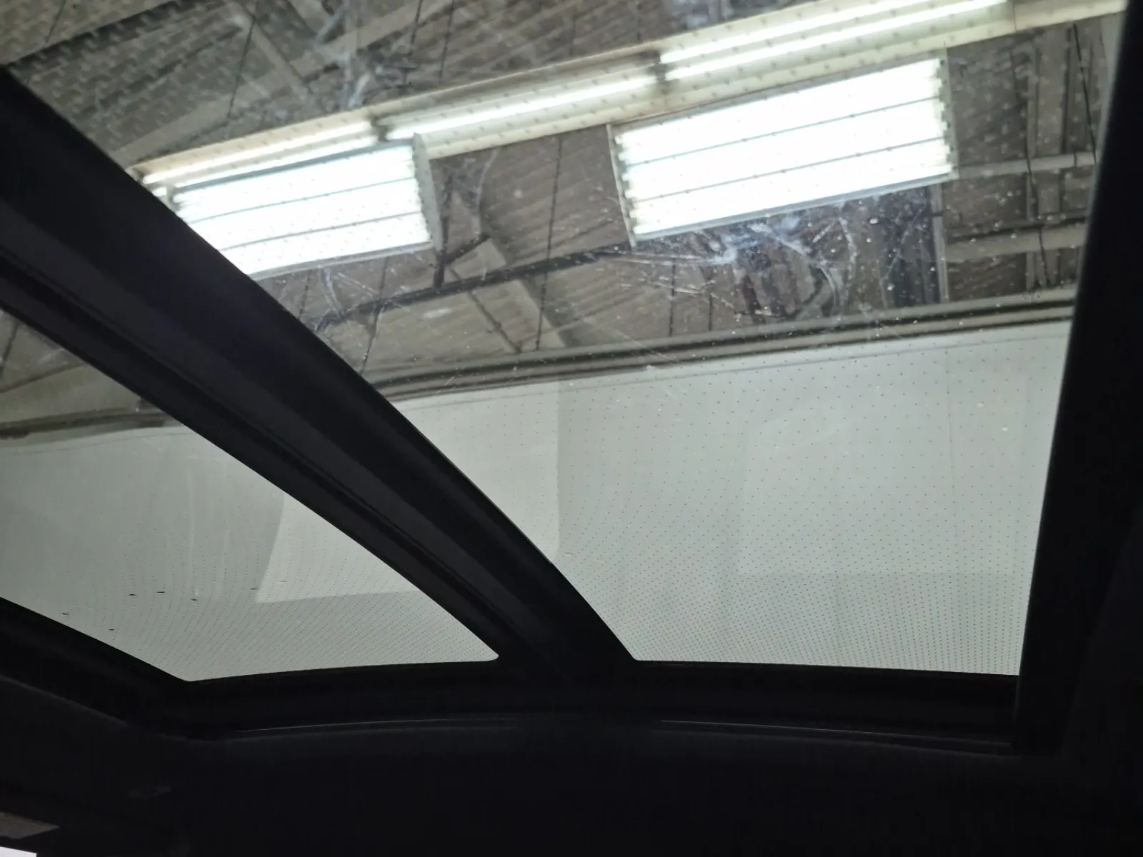 Interior Roof Photo