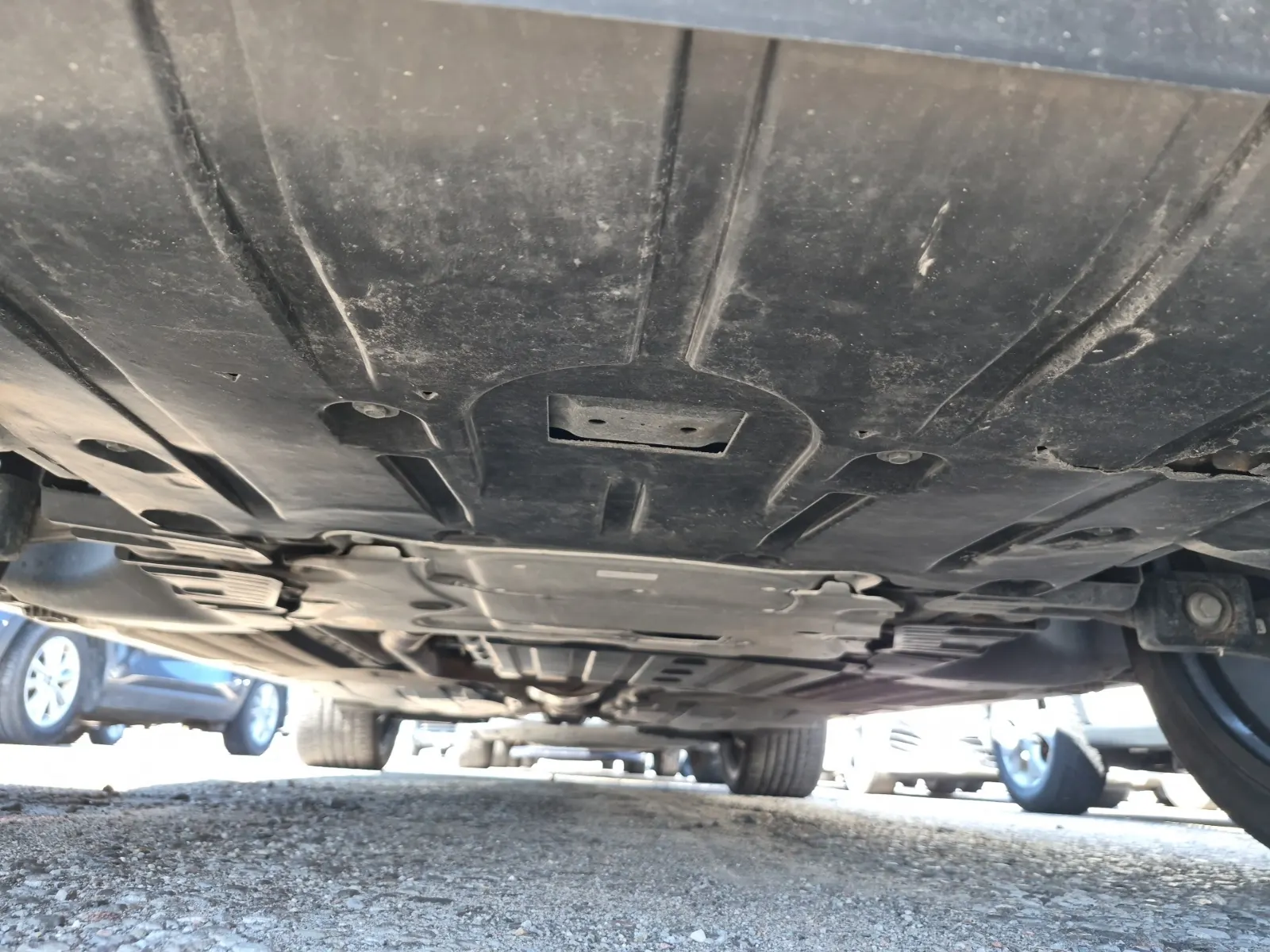 Undercarriage - Front Photo